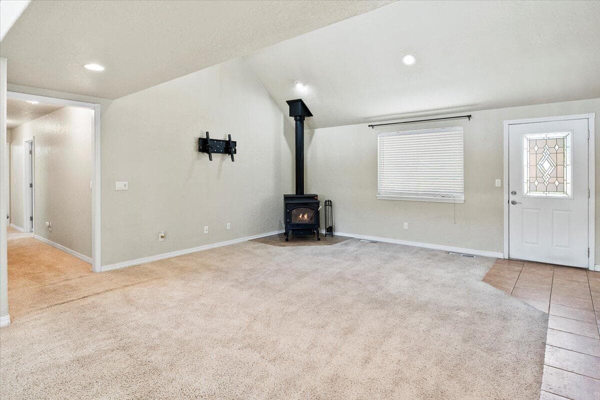Photo of 6187 SW Jaguar Avenue 96 of 122