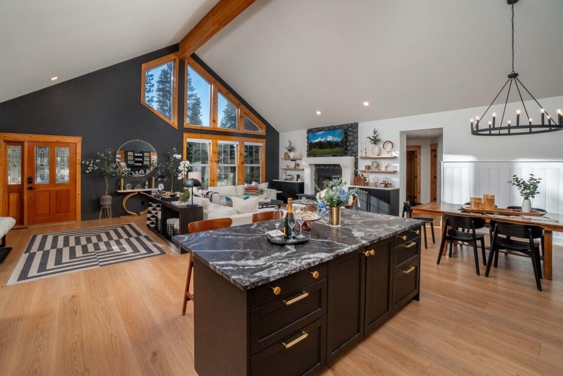 Photo of 57696 Dutchman Lane 16 of 38