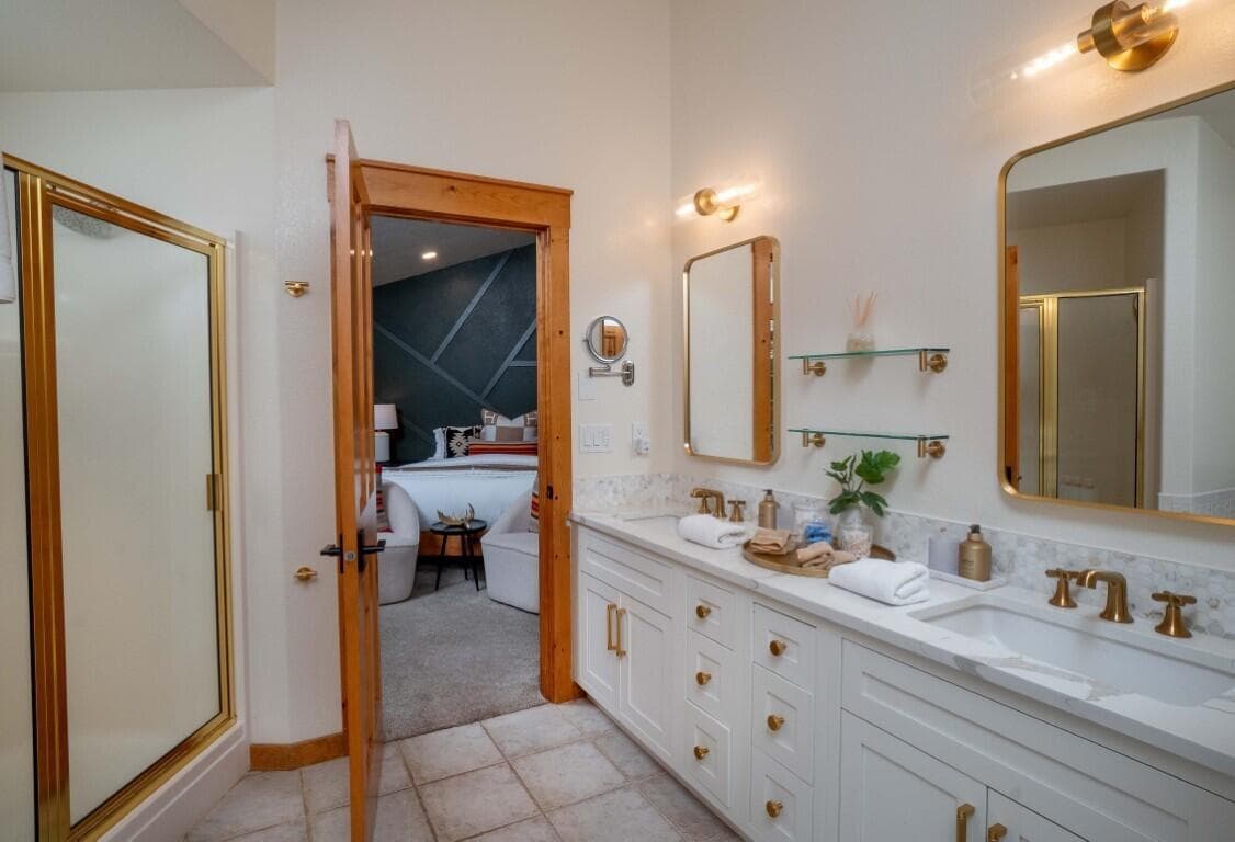 Photo of 57696 Dutchman Lane 21 of 38