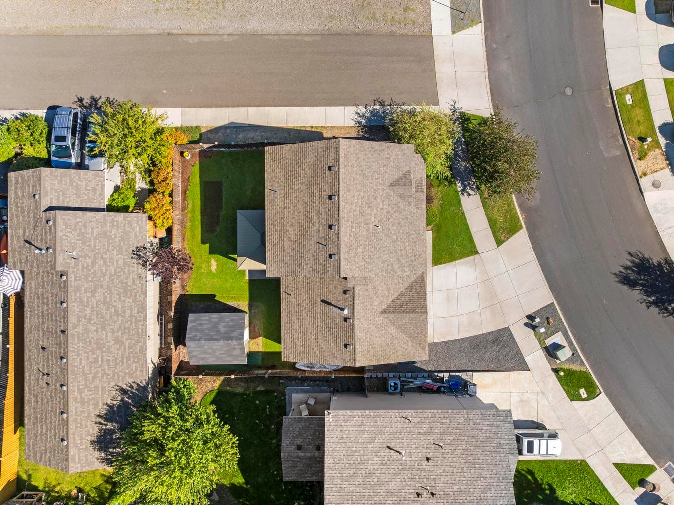 Photo of 3227 NE Sandalwood Drive 34 of 43
