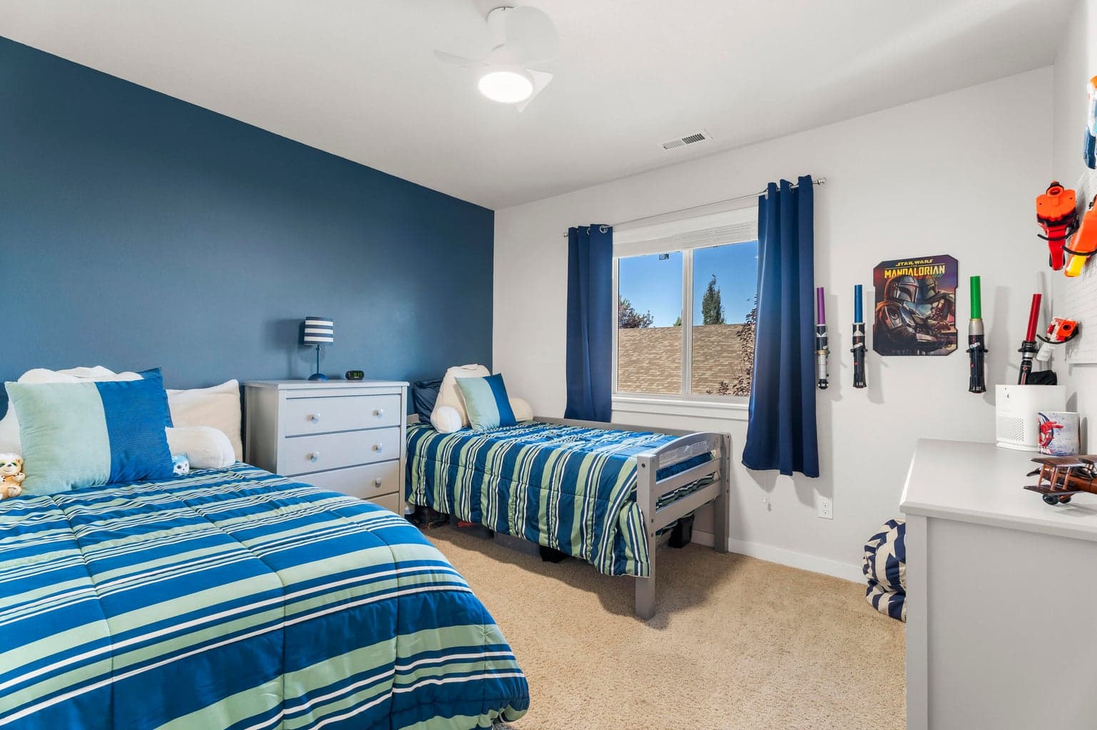 Photo of 3227 NE Sandalwood Drive 23 of 43
