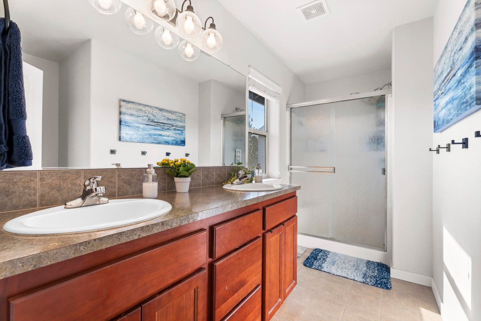 Photo of 3227 NE Sandalwood Drive 22 of 43