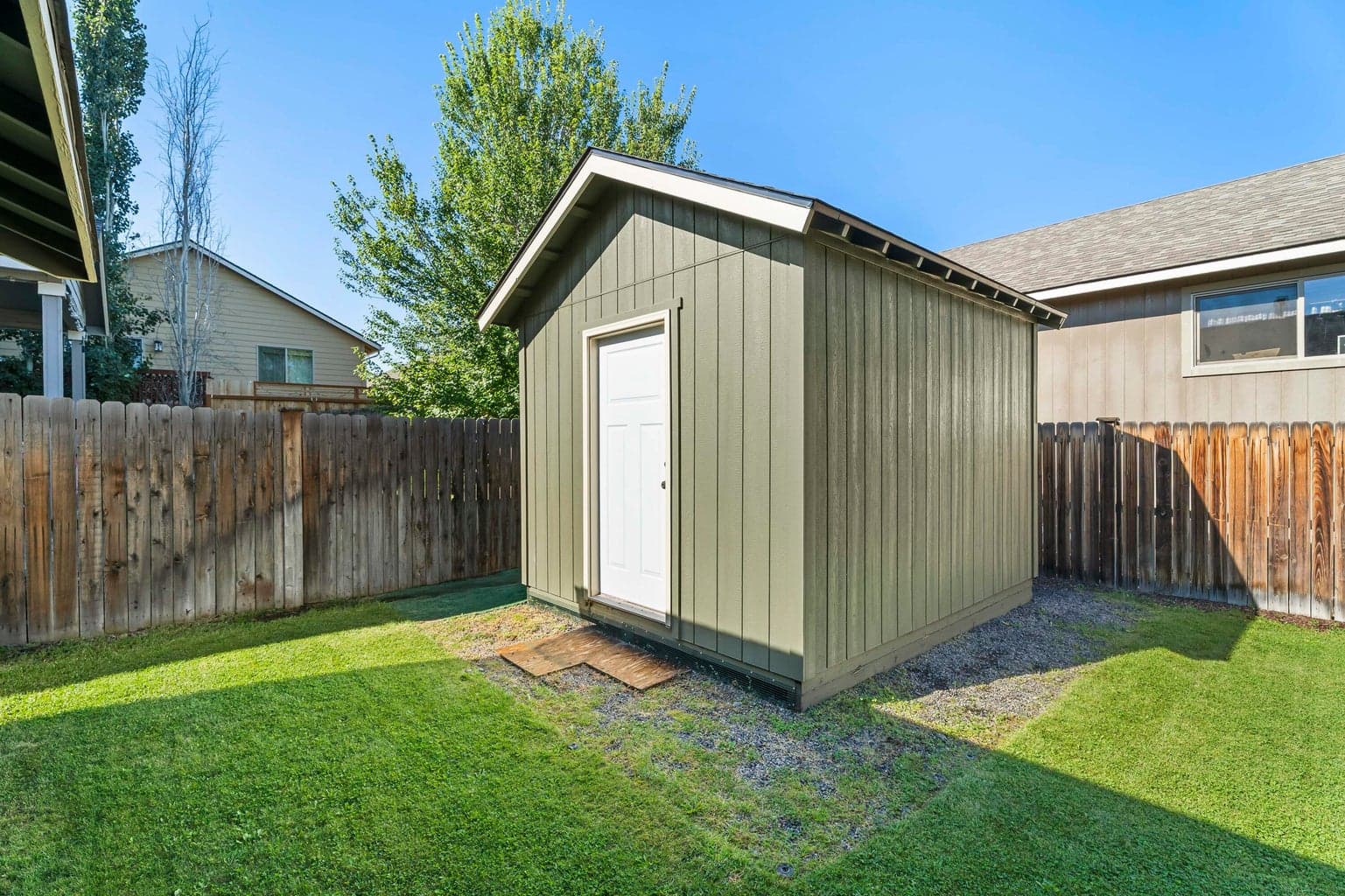 Photo of 3227 NE Sandalwood Drive 30 of 43