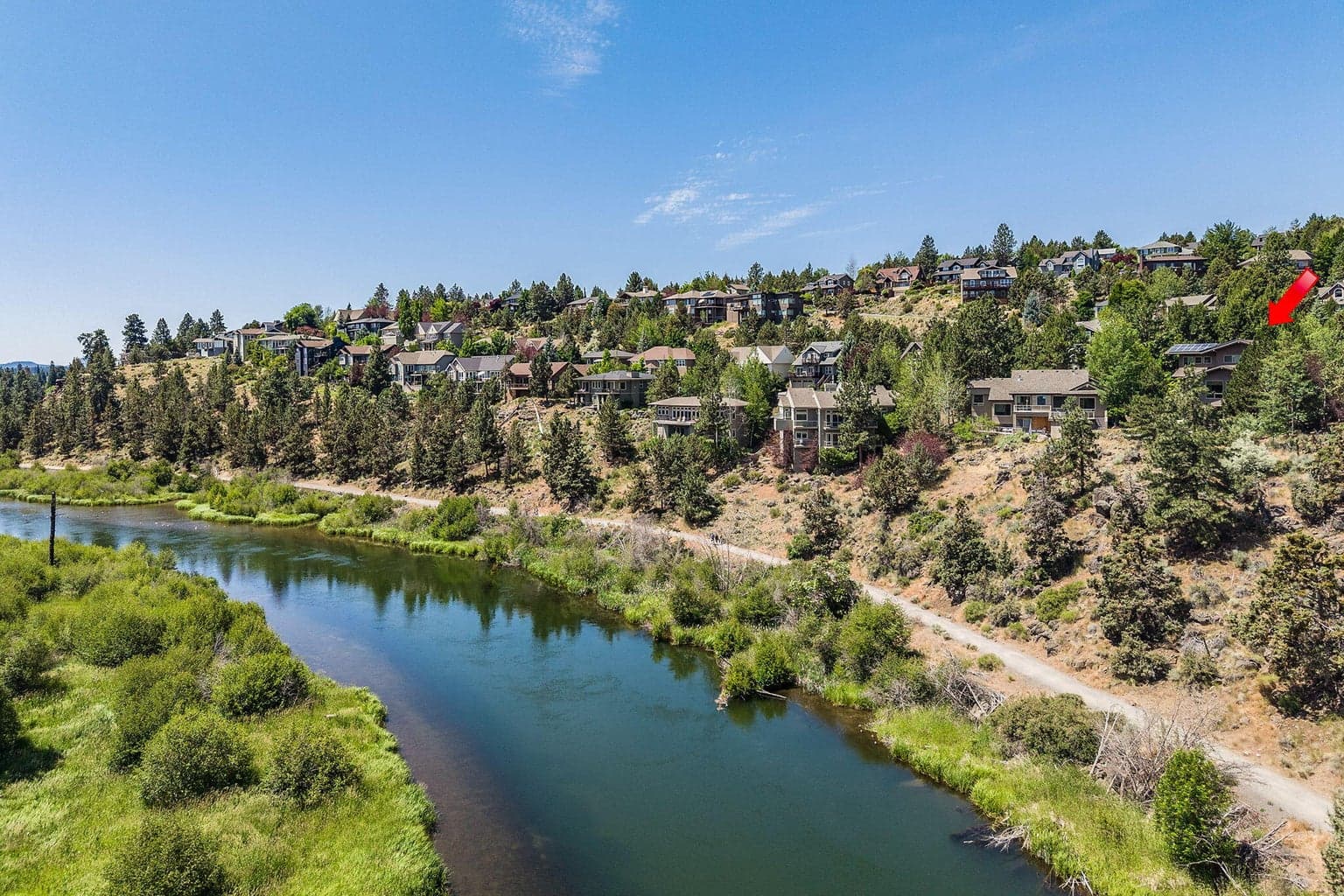 River views and direct trail access - walk to Downtown Bend!