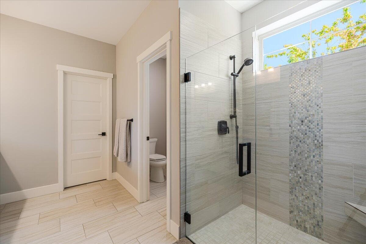Photo of 3533 SW 47th Street 13 of 29