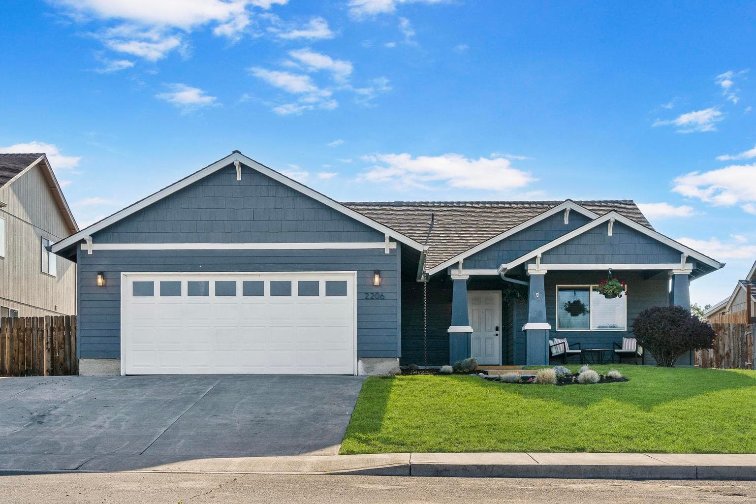 Photo of 2206 8th 1 of 24