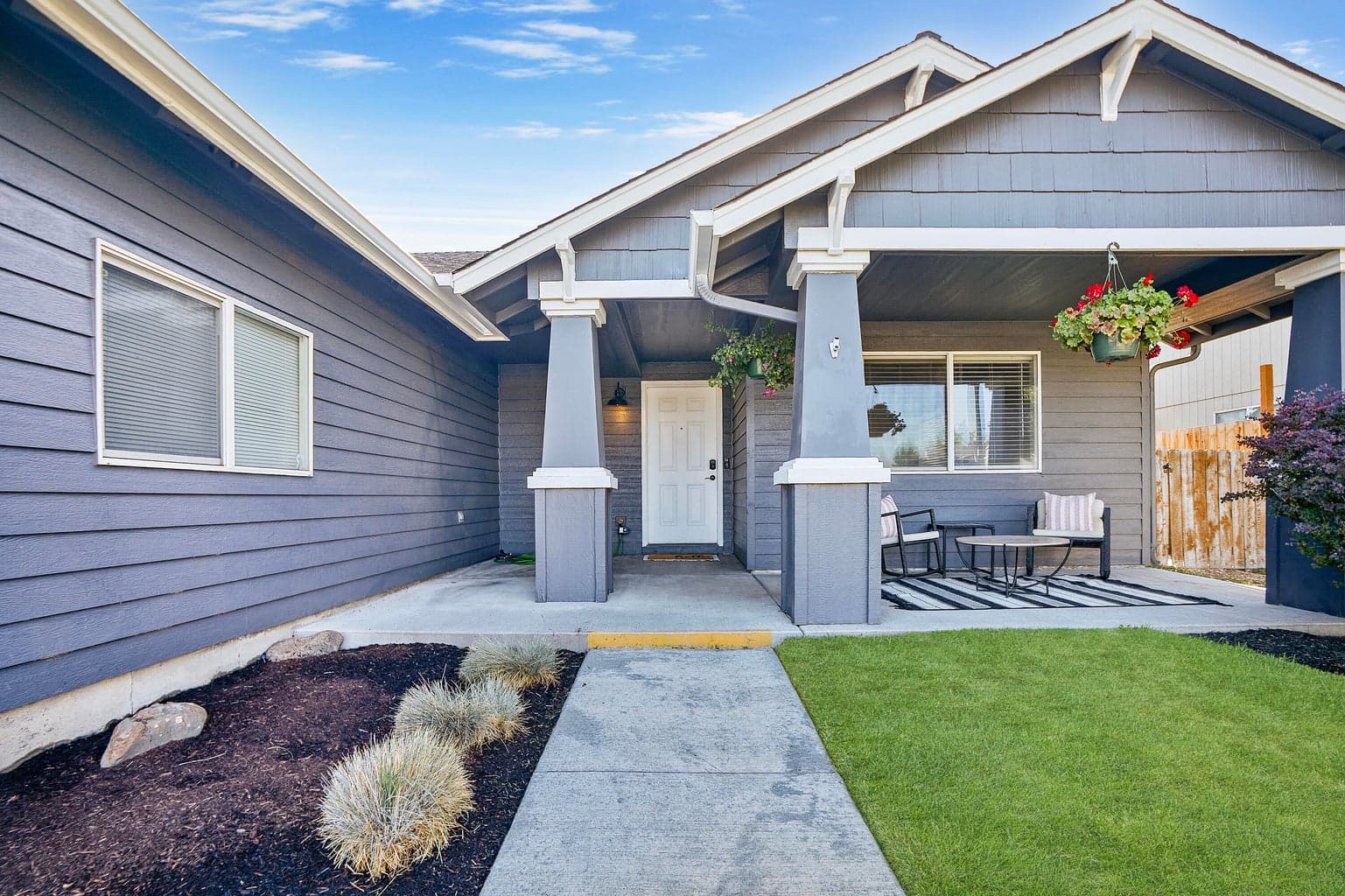 Photo of 2206 8th 3 of 24