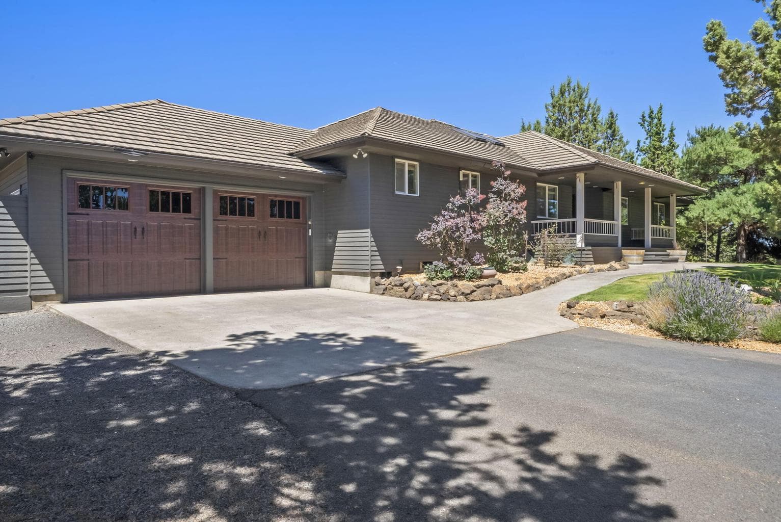 Photo of 62043 Warbow Place 6 of 45