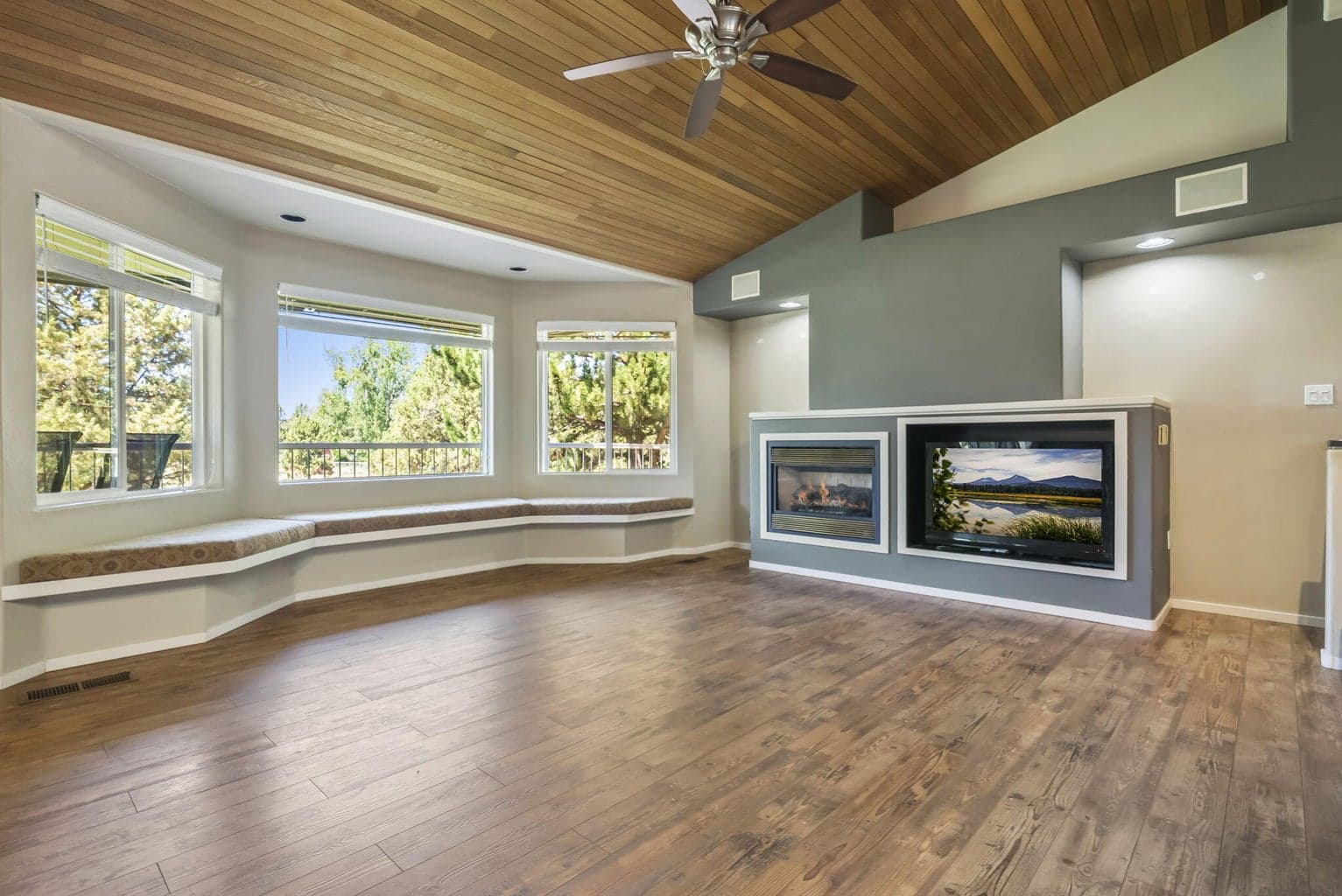 Photo of 62043 Warbow Place 8 of 45