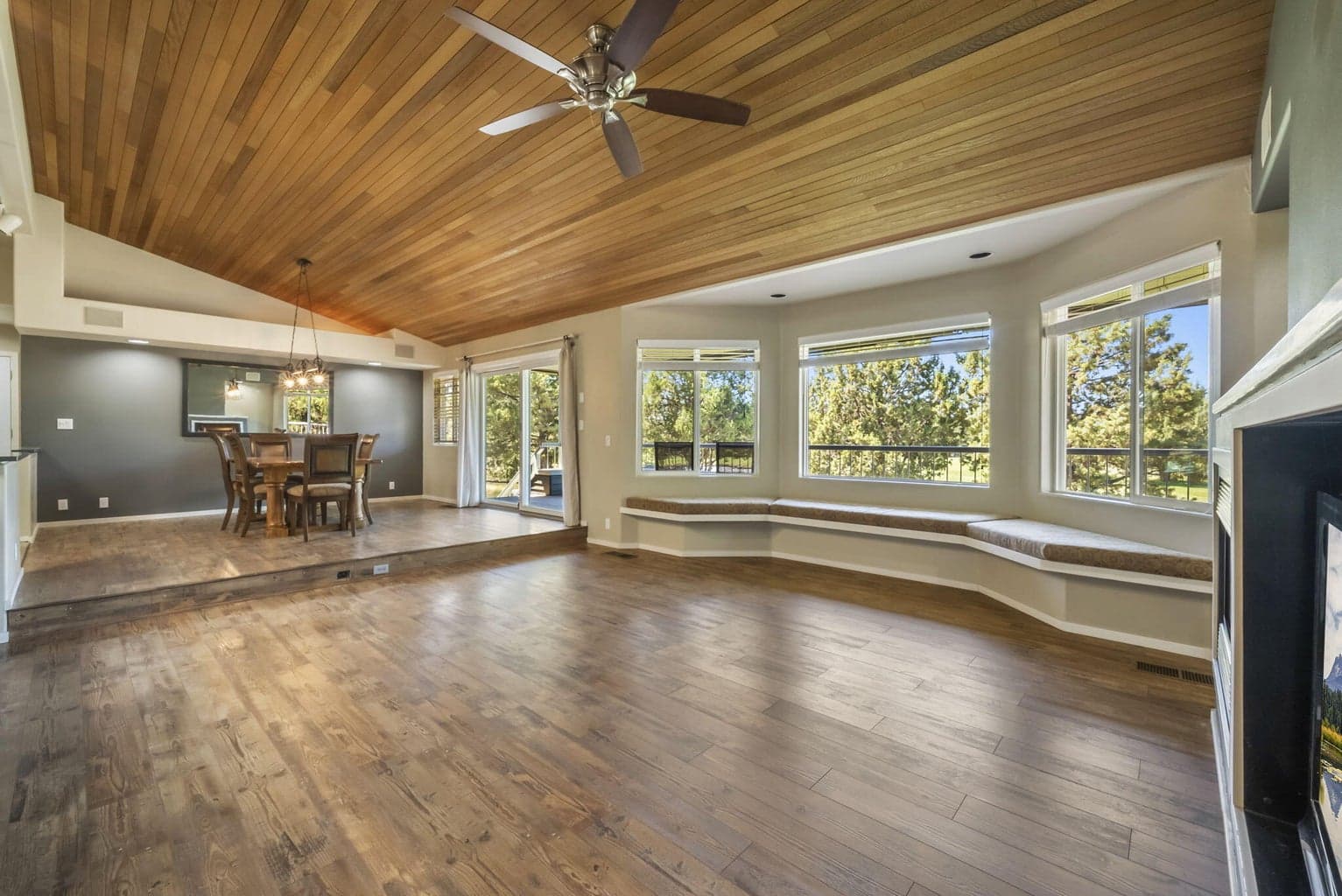 Photo of 62043 Warbow Place 10 of 45