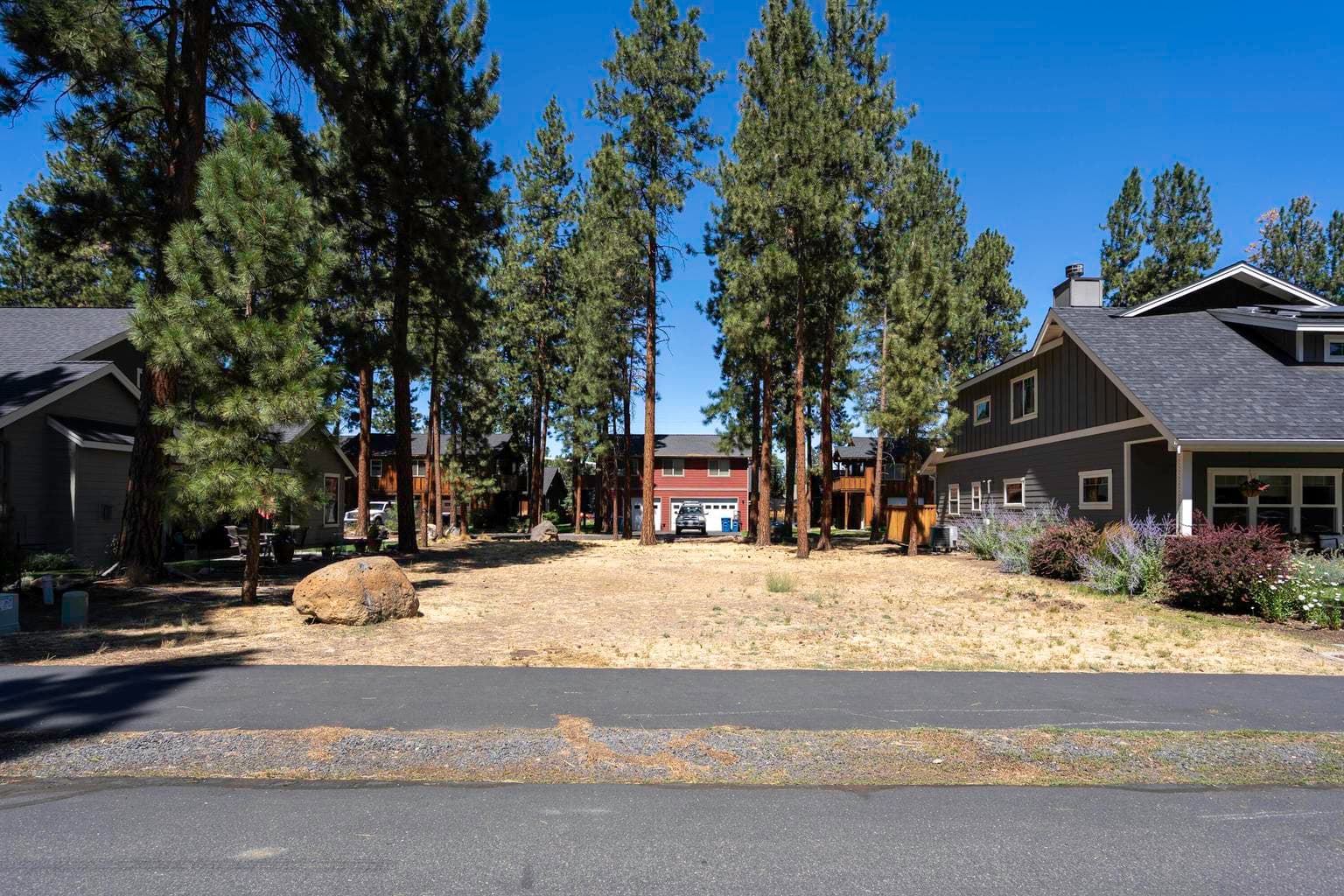 Photo of 966 E Timber Pine Drive 7 of 16