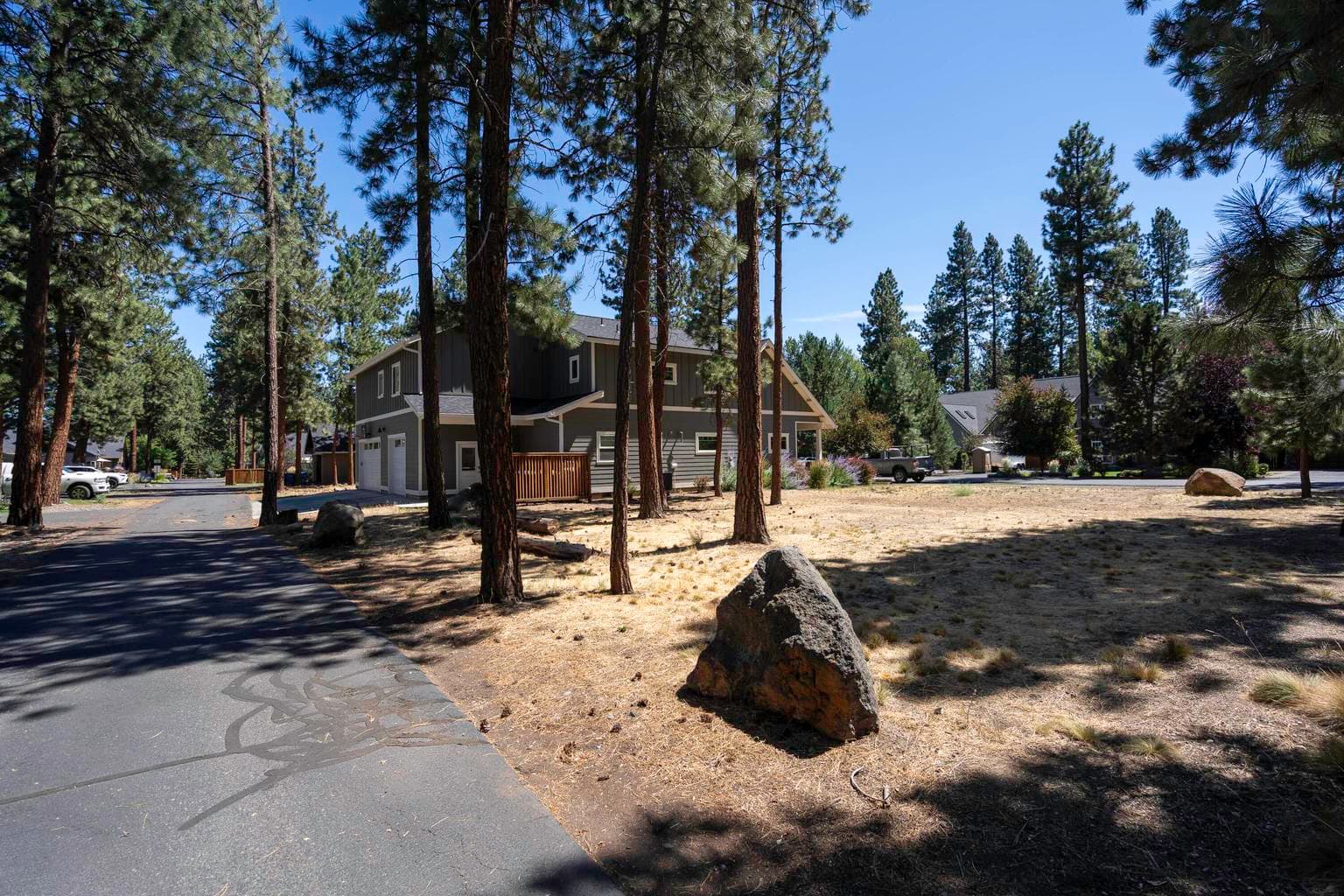 Photo of 966 E Timber Pine Drive 10 of 16