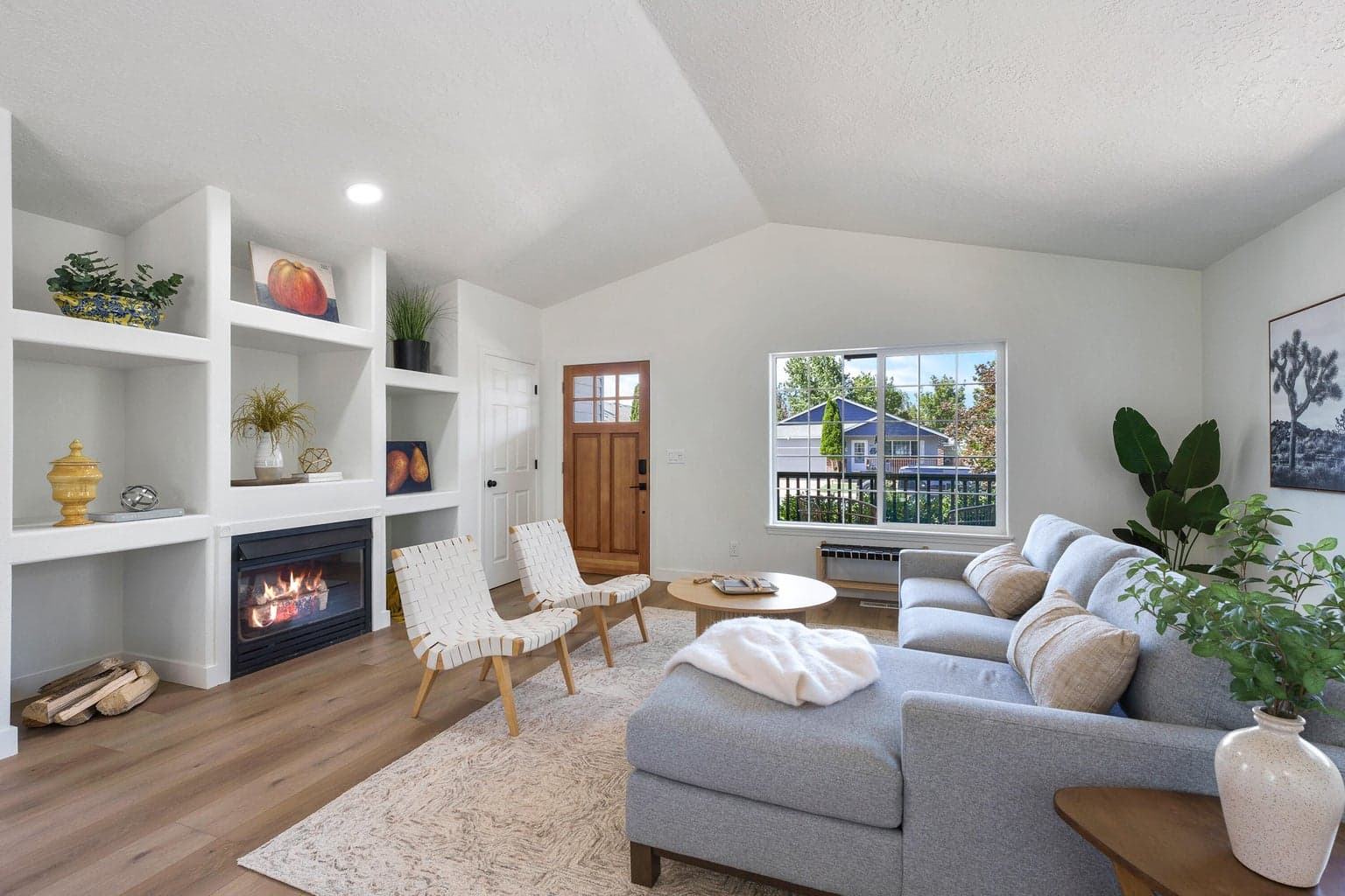 Photo of 3000 NE Pacific Crest Drive 9 of 36