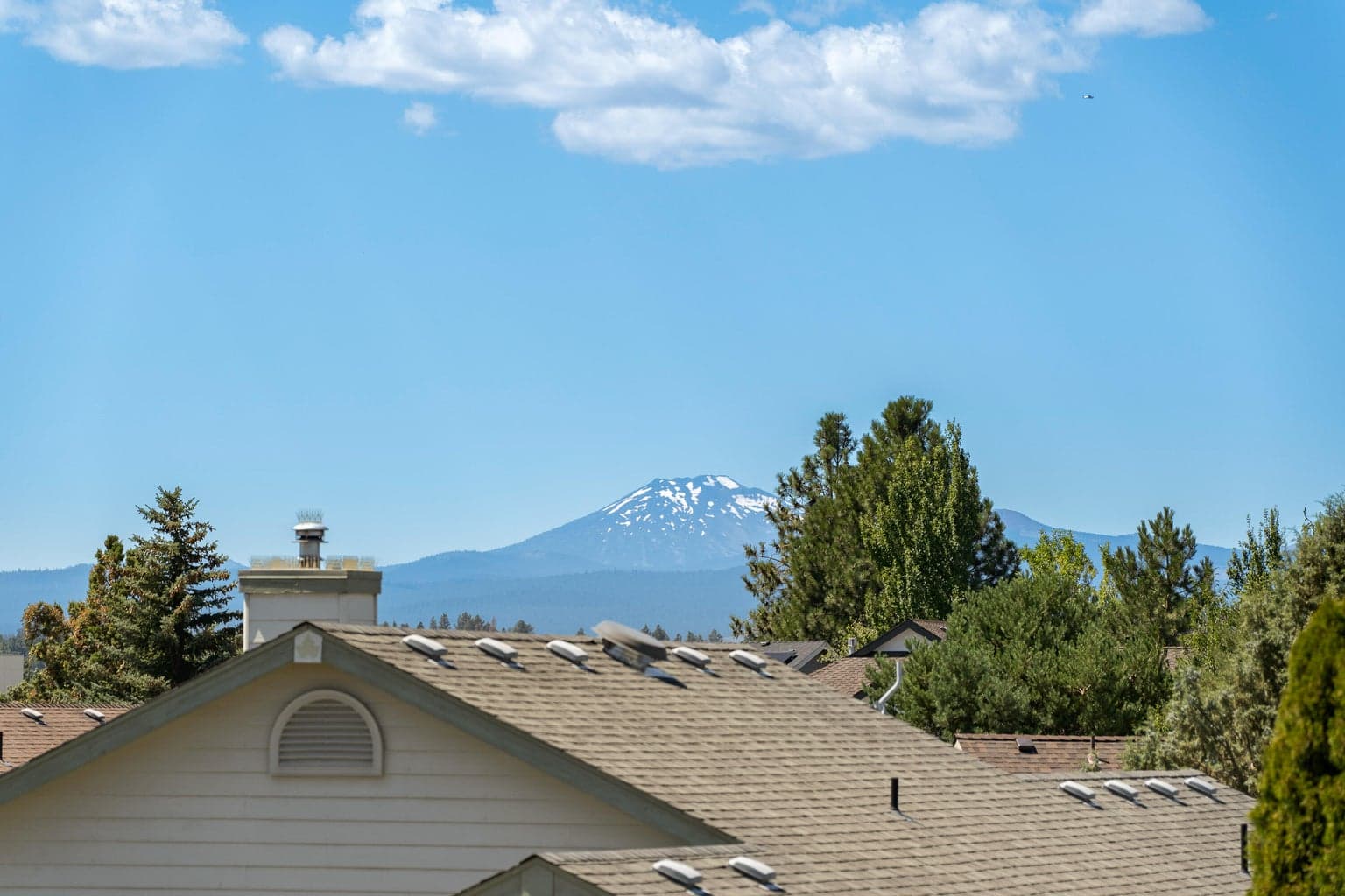 Photo of 3000 NE Pacific Crest Drive 28 of 36