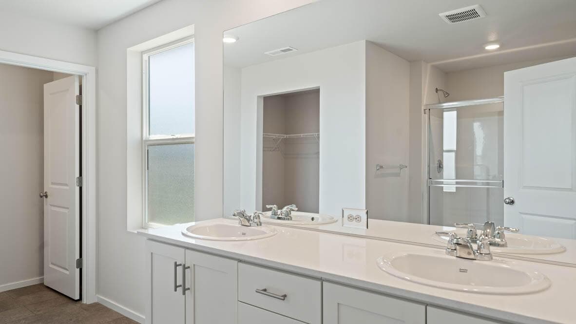 Photo of 61171 Splendor Lane 25 of 31