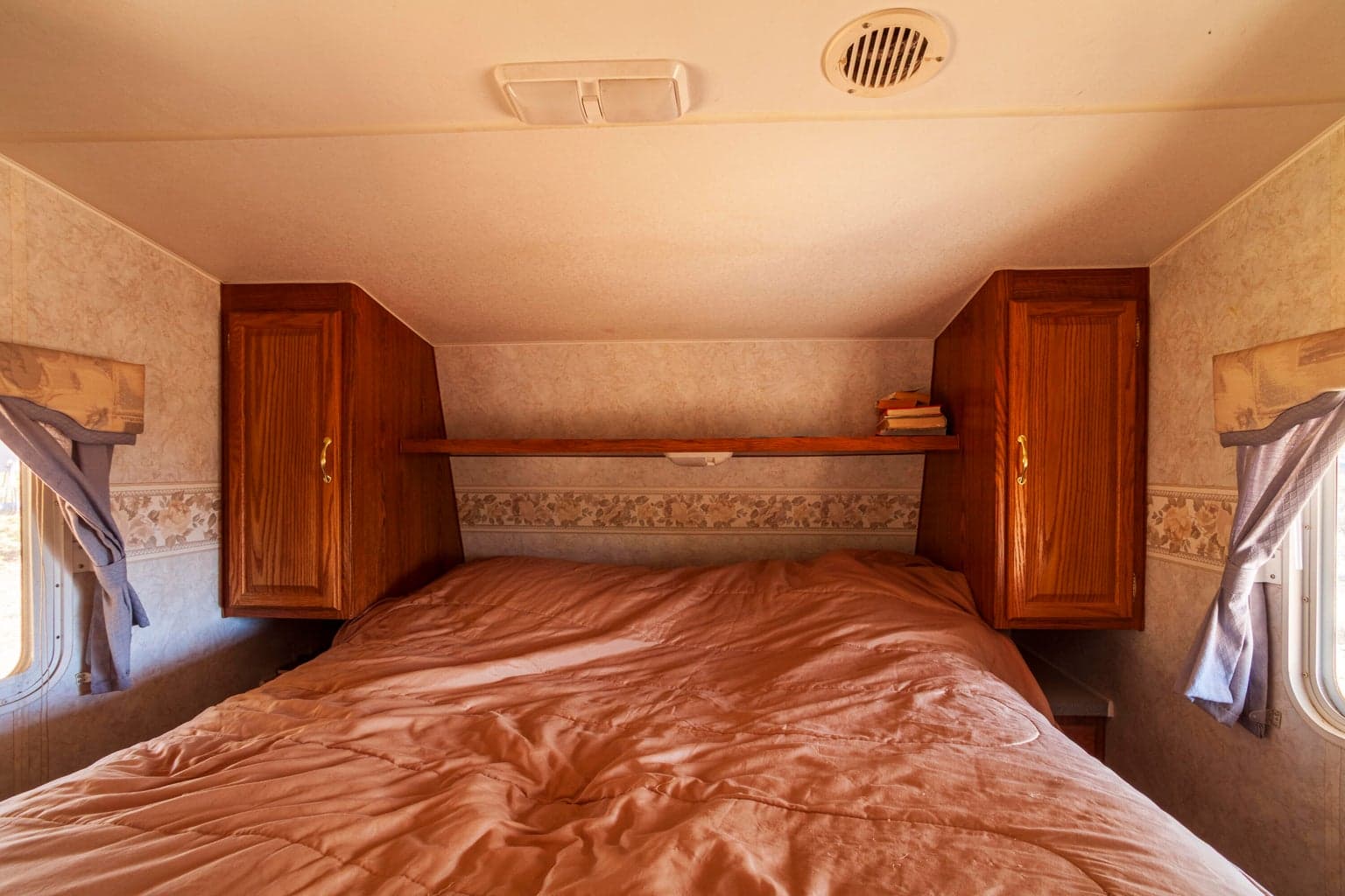 5th wheel interior.