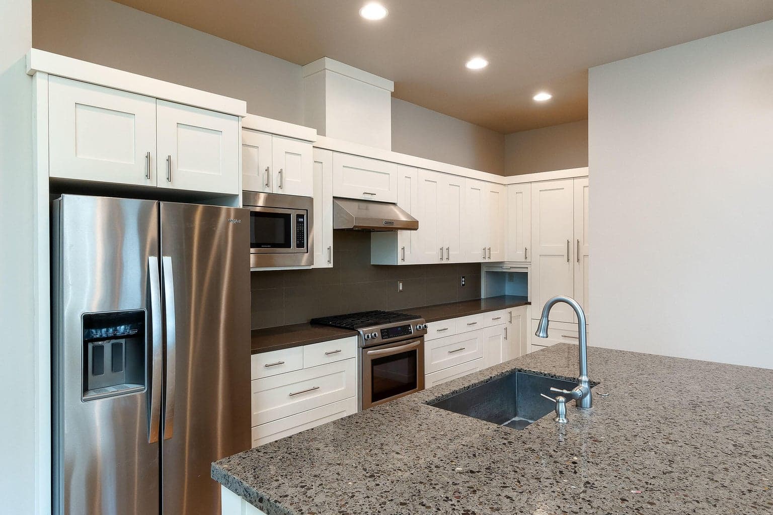Photo of 101 NW 13th Street 7 of 23