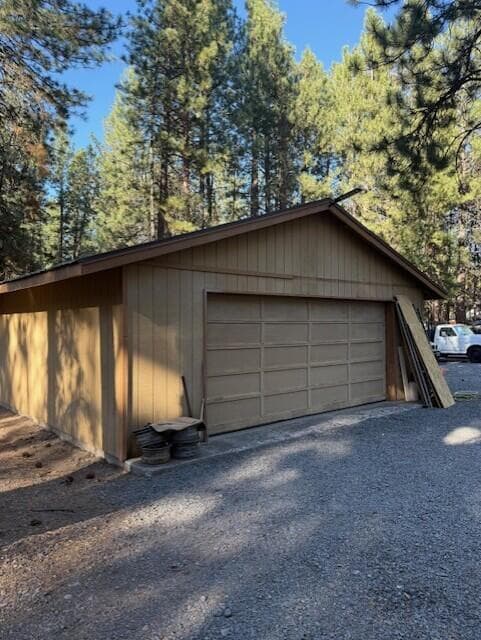 Photo of 18627 River Woods 5 of 15