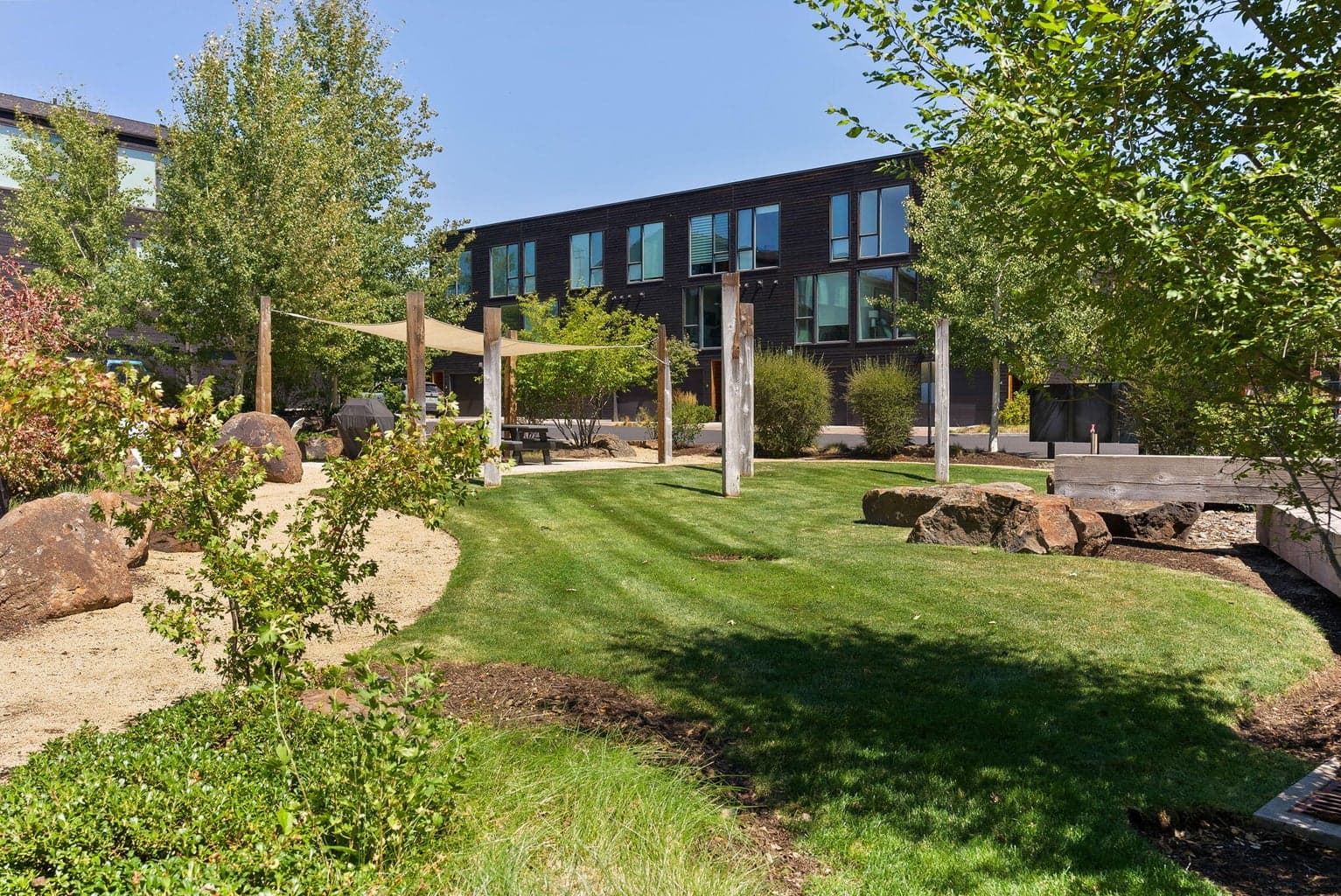 Photo of 55 SW Wall Street 43 of 50