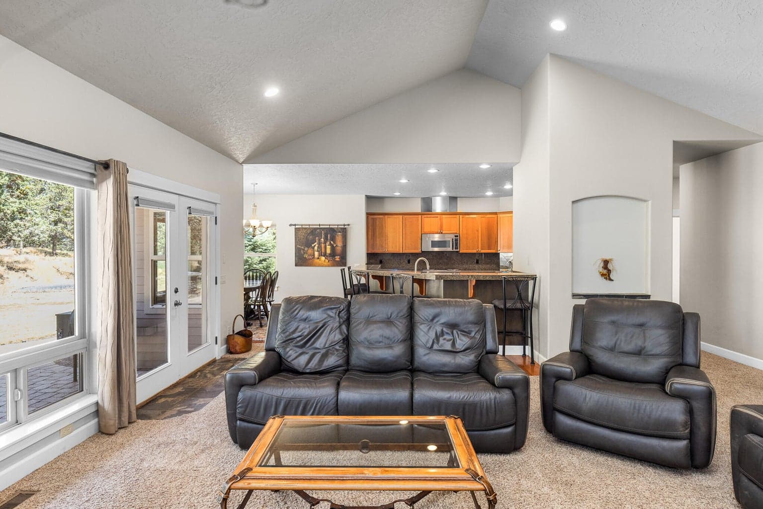 Photo of 21130 Country Squire Road 20 of 52