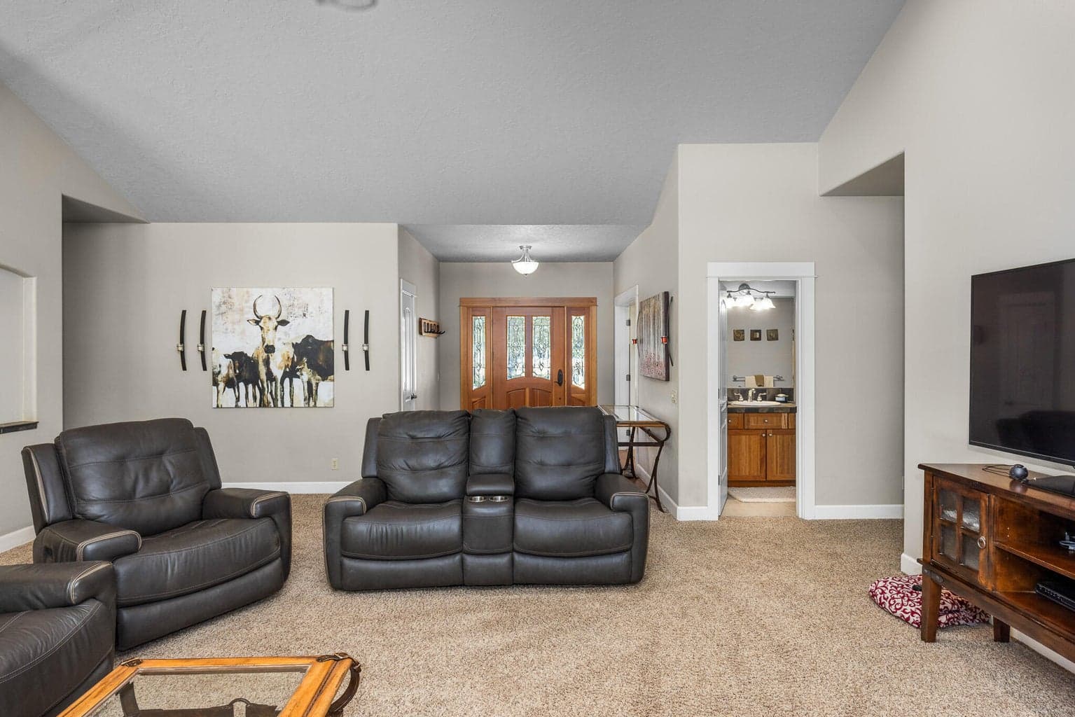 Photo of 21130 Country Squire Road 16 of 52