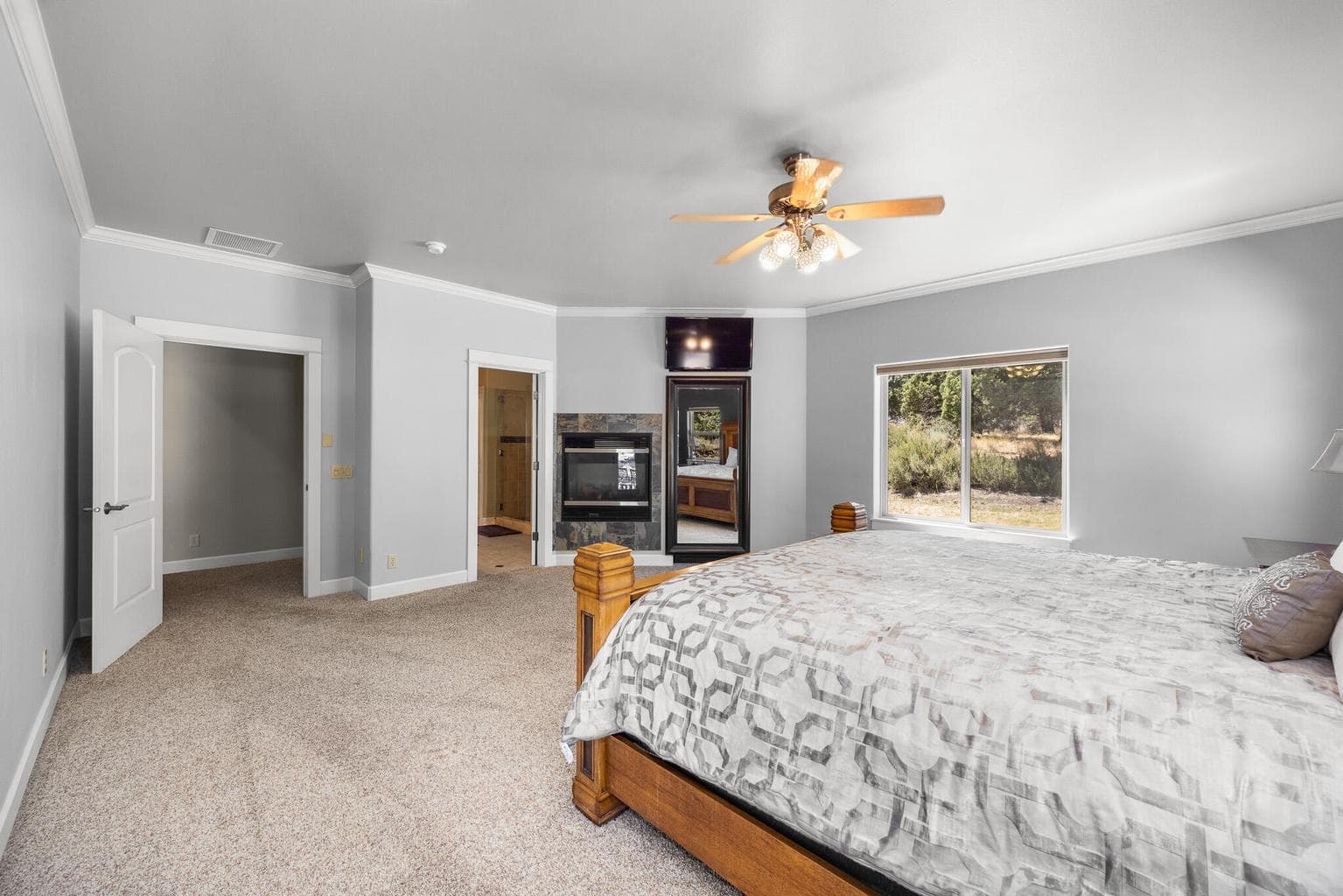 Photo of 21130 Country Squire Road 27 of 52