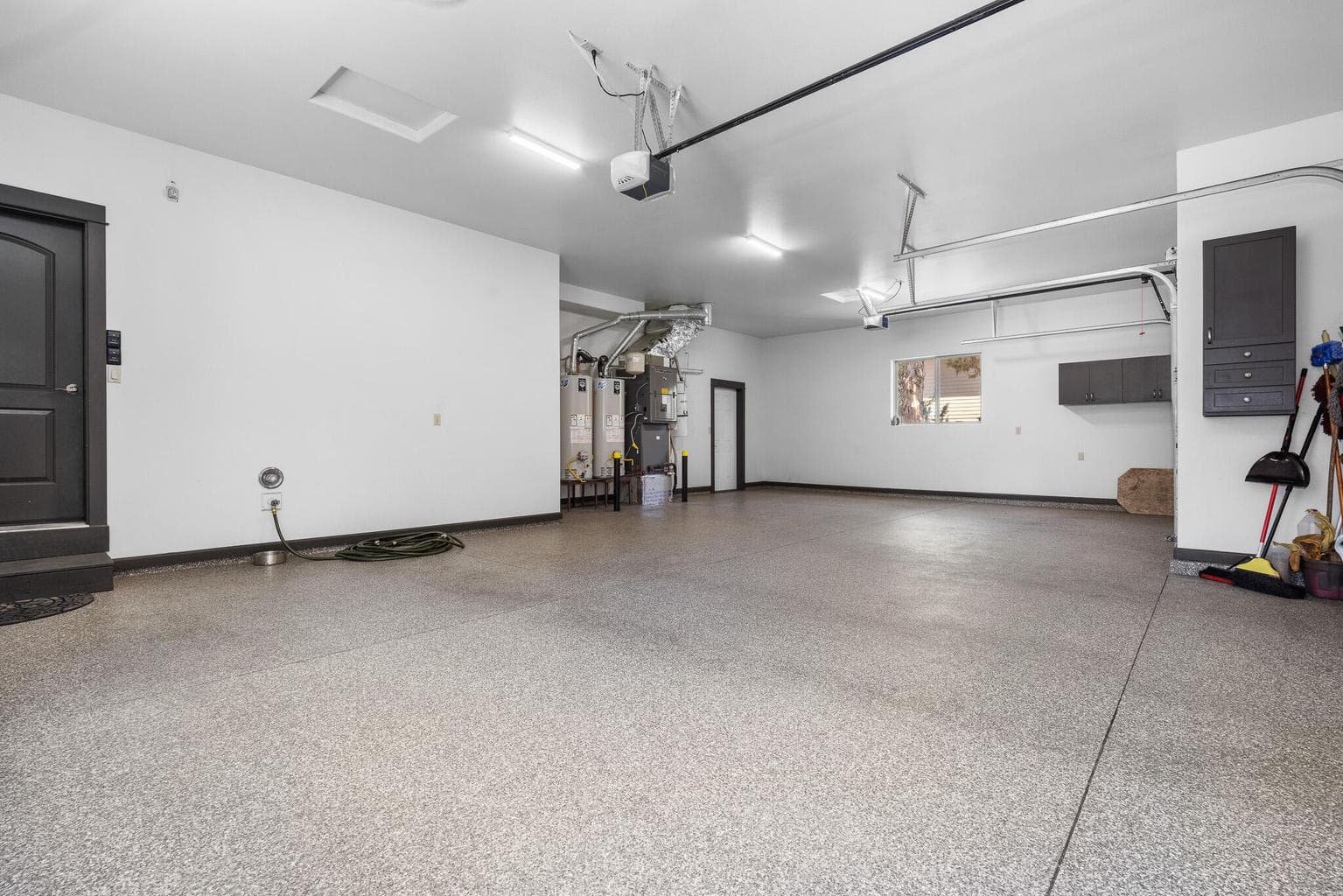 Photo of 21130 Country Squire Road 42 of 52