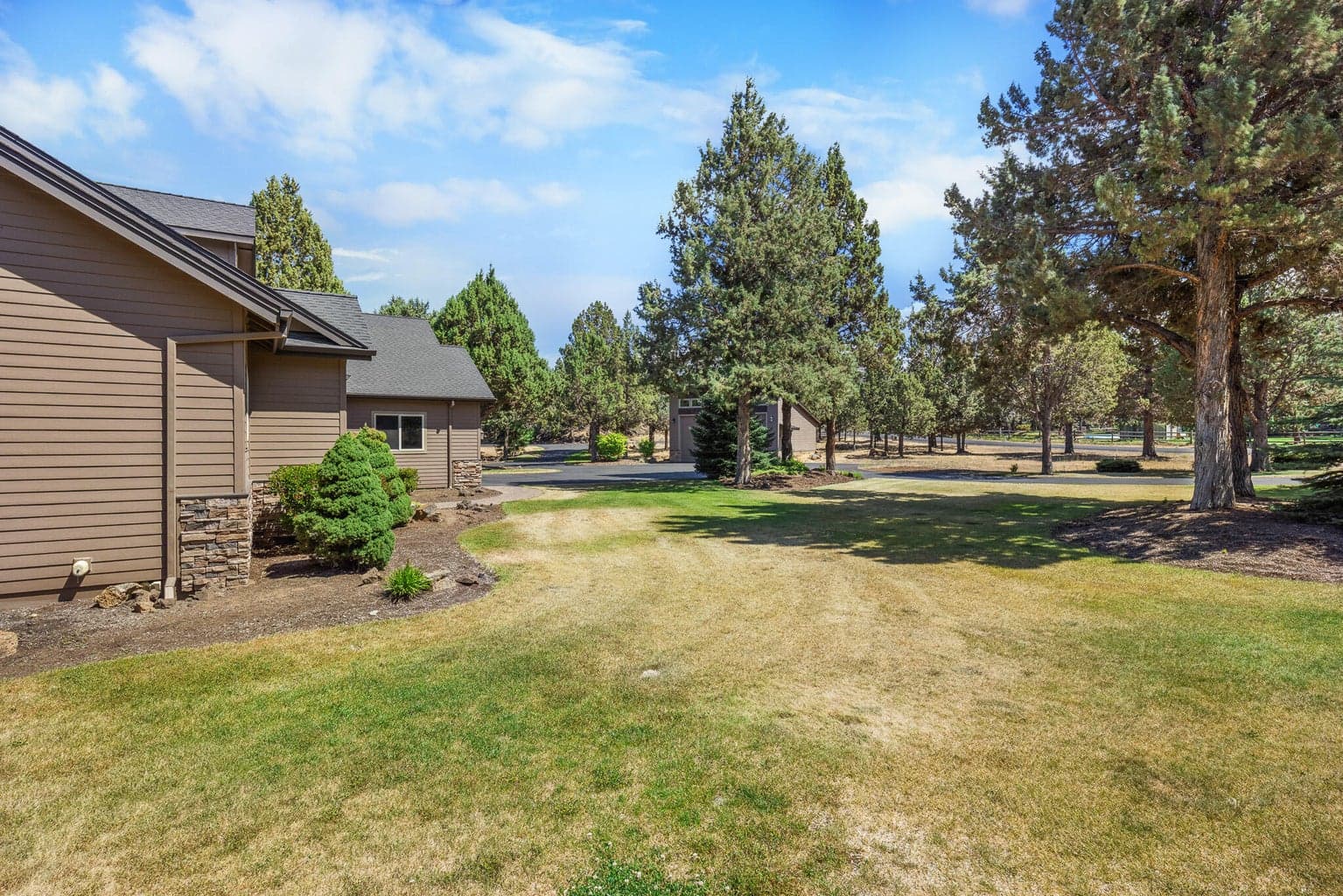 Photo of 21130 Country Squire Road 6 of 52