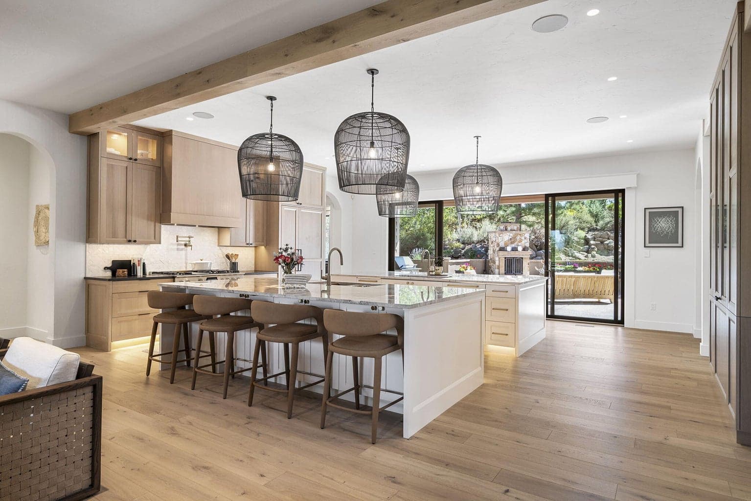 Dual islands for the ultimate entertainer's home