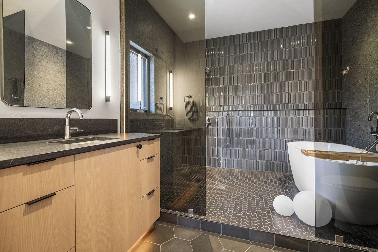 Jr primary suite "wet room"