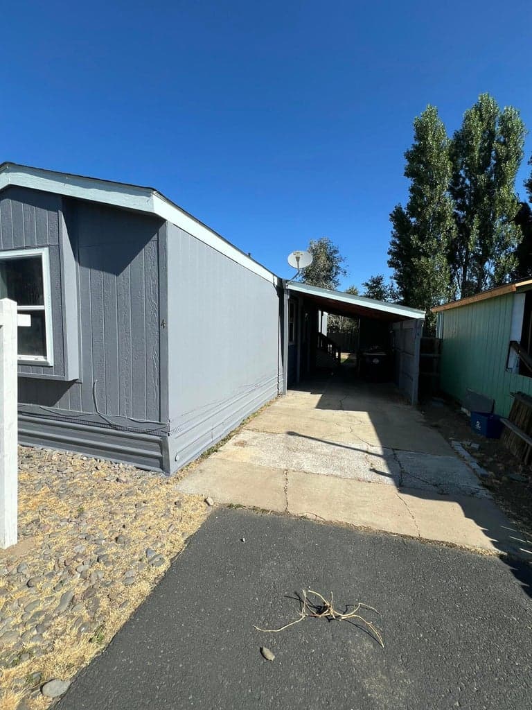 Photo of 1201 SW 28th Street 17 of 21