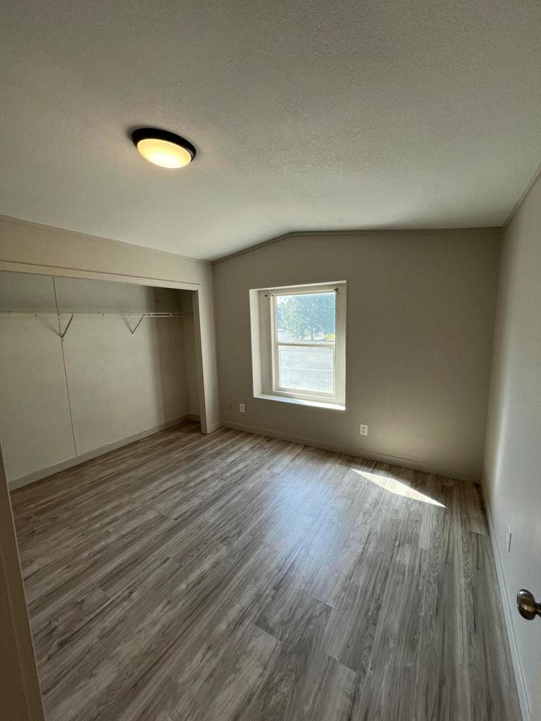 Photo of 1201 SW 28th Street 13 of 21