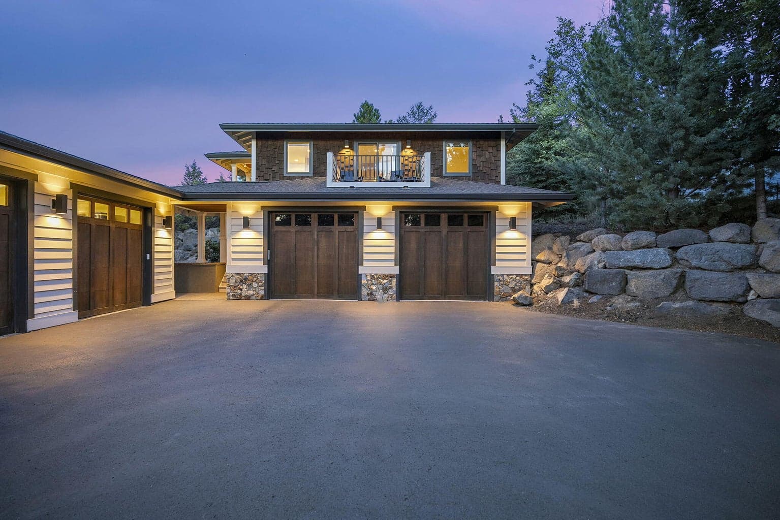 Four garages spaces for the car enthusiast or multiple drivers