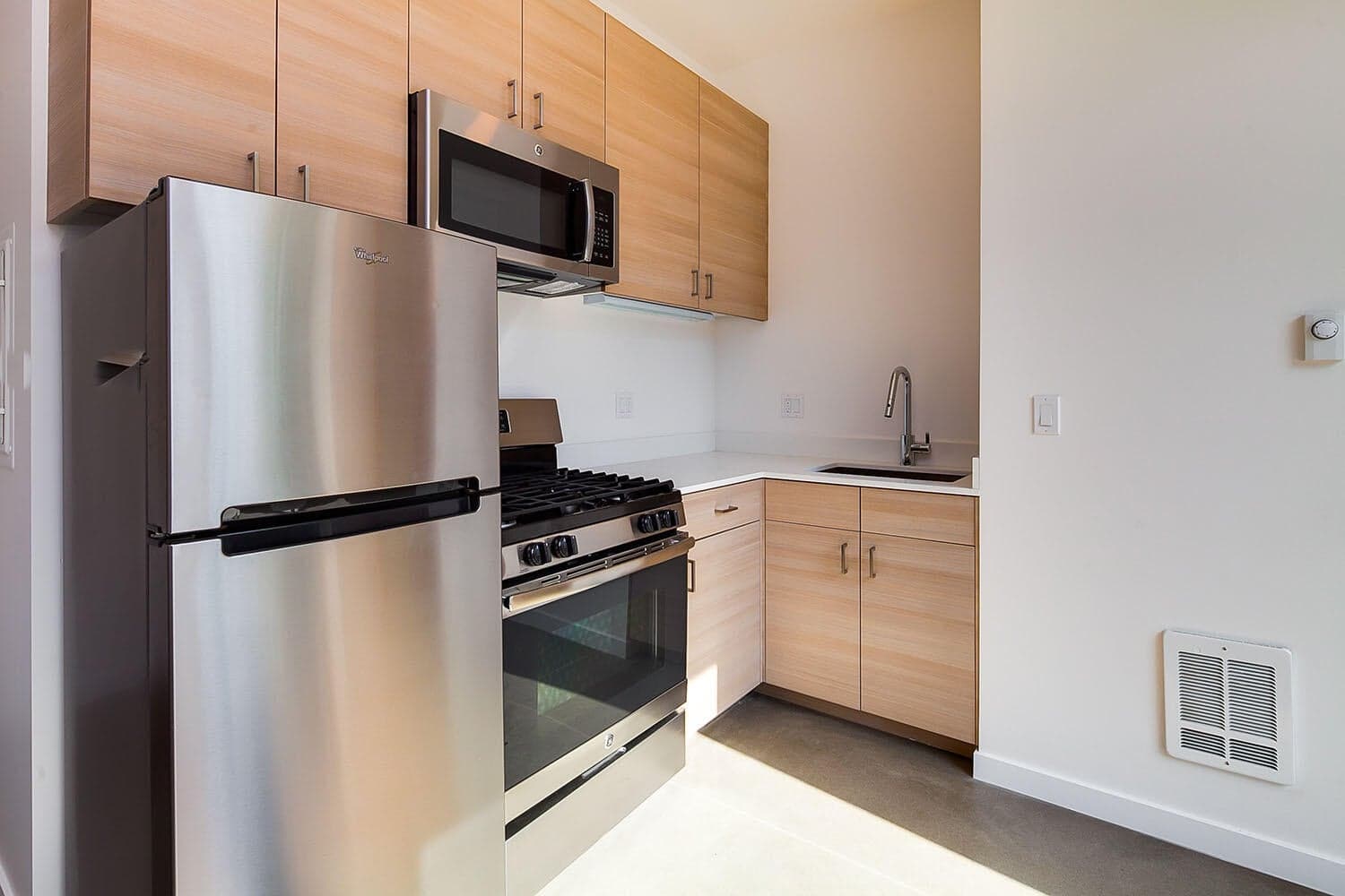 Photo of 55 SW Wall Street 41 of 50
