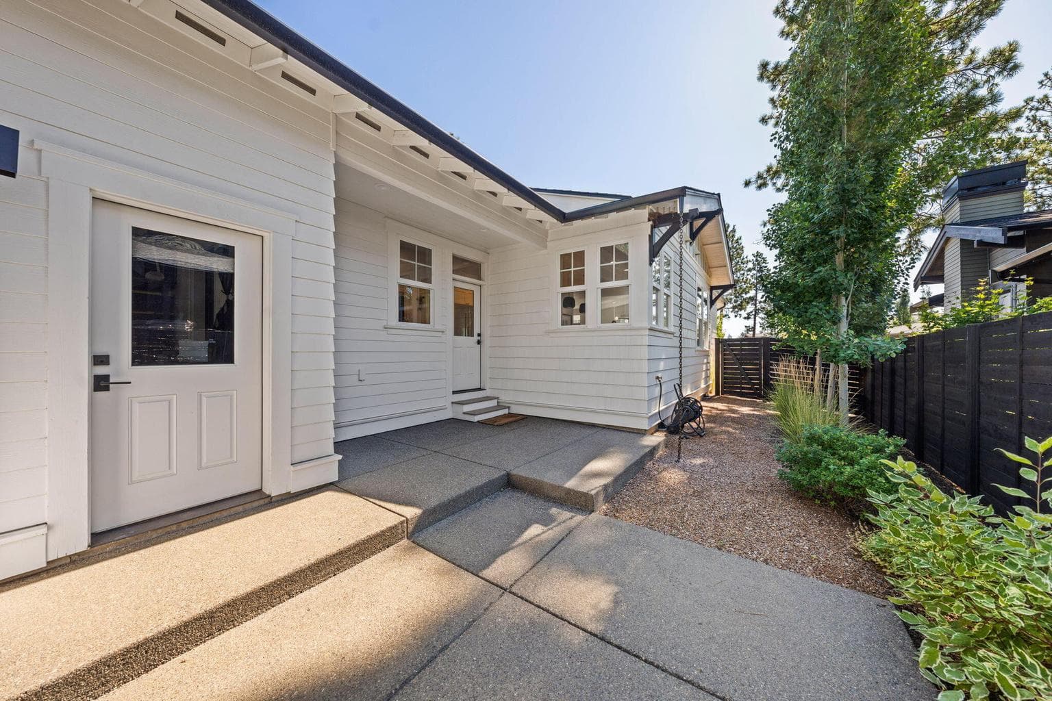 Photo of 3222 NW Celilo Lane 32 of 35