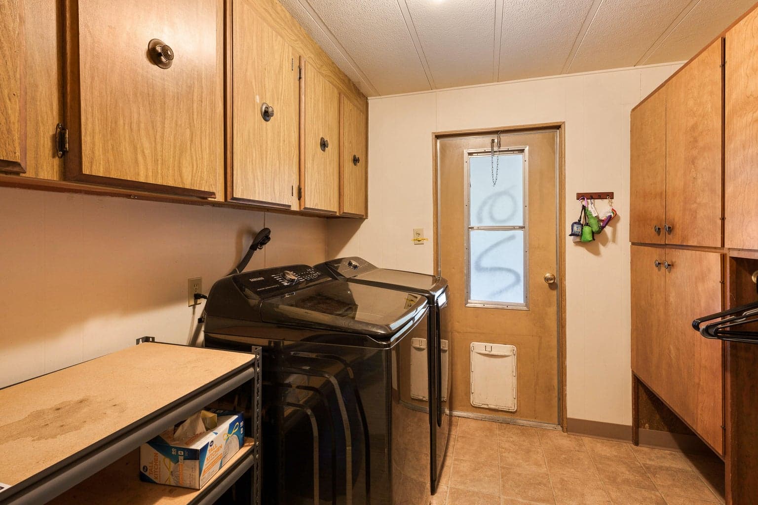 Photo of 282 E Black Crater Avenue 11 of 21