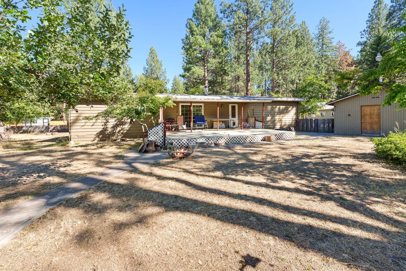 Photo of 282 E Black Crater Avenue 18 of 21