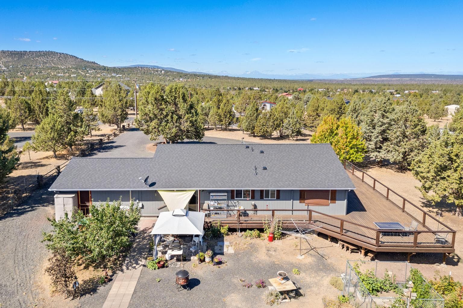 Photo of 5608 SE Jerry Drive 32 of 37