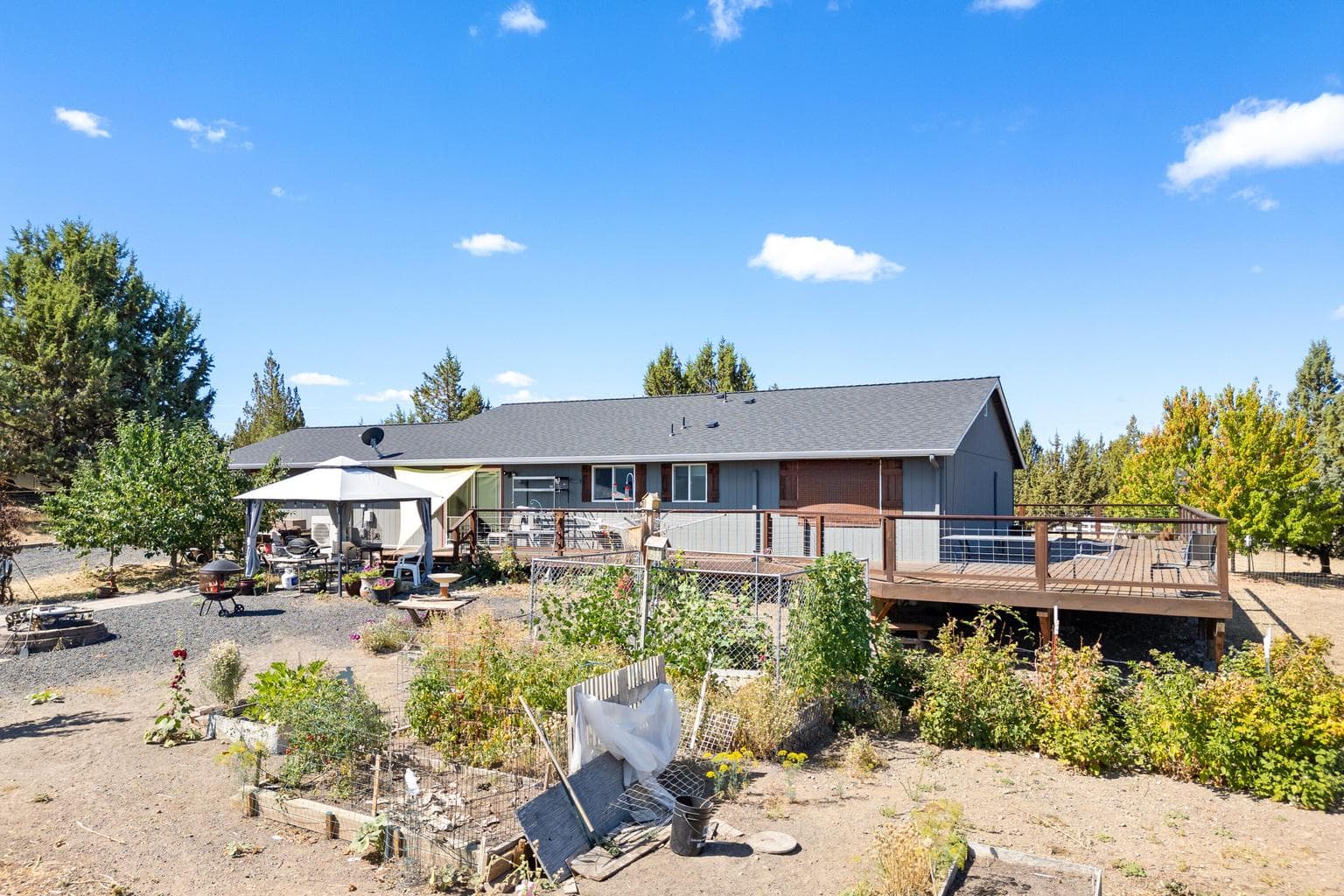Photo of 5608 SE Jerry Drive 31 of 37