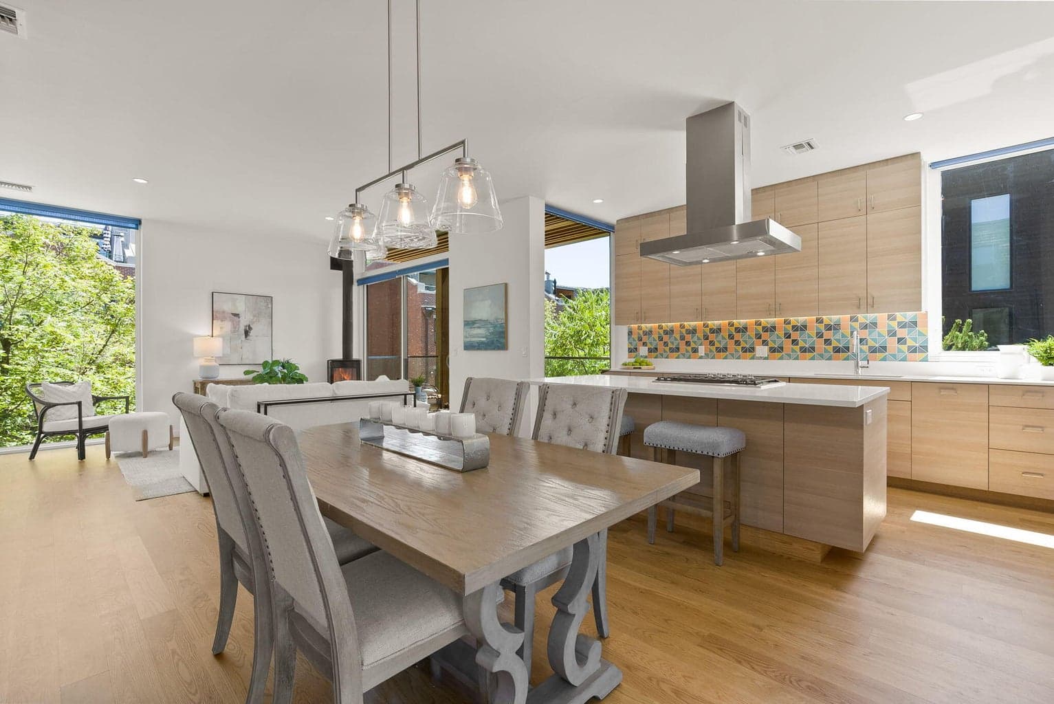 Photo of 55 SW Wall Street 18 of 50