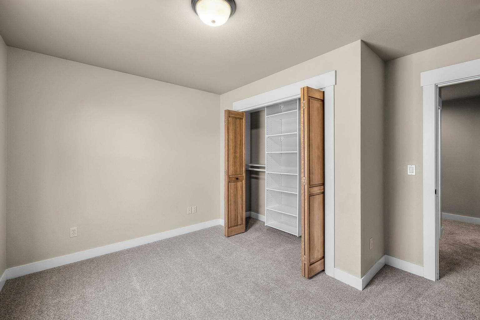 Upper level 4th Bedroom