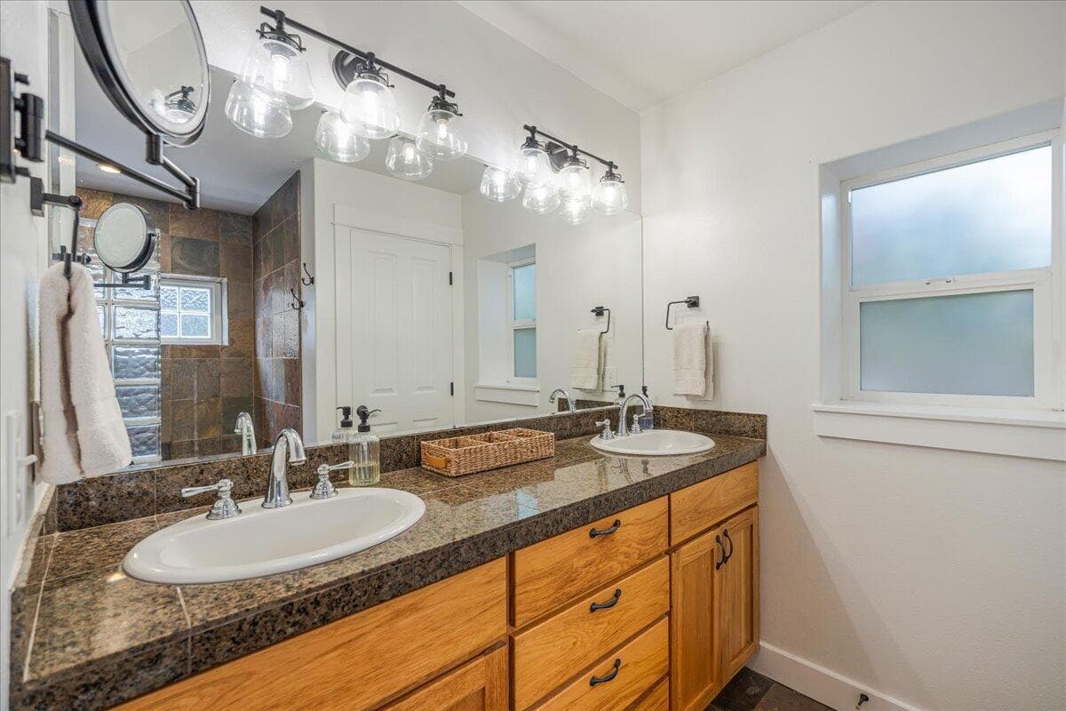 Photo of 20881 Top Knot Lane 23 of 32