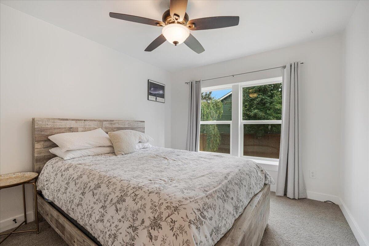 Photo of 20881 Top Knot Lane 17 of 32