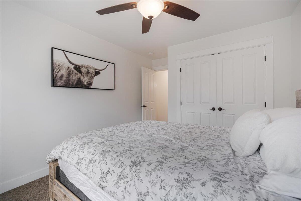Photo of 20881 Top Knot Lane 18 of 32