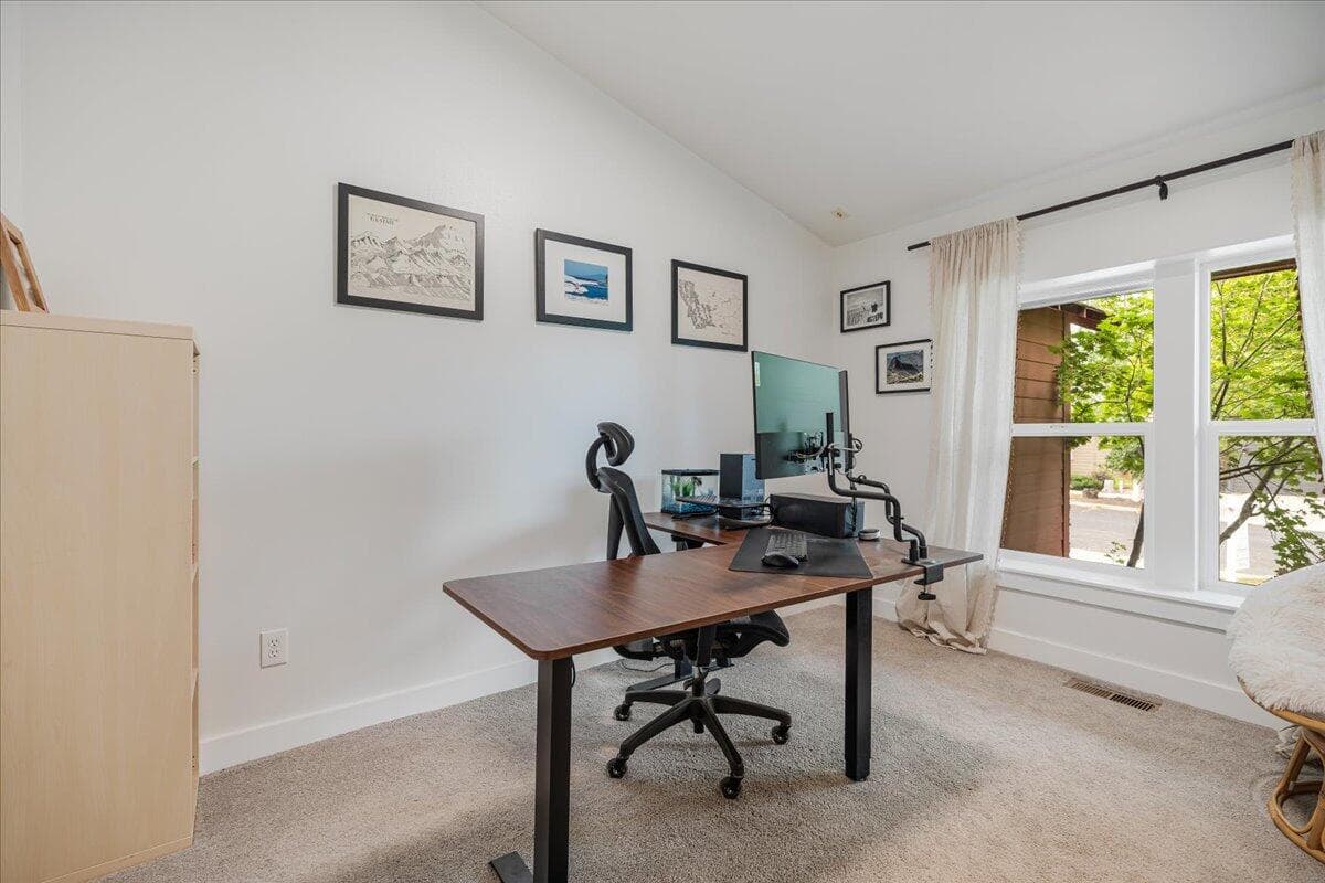 Photo of 20881 Top Knot Lane 6 of 32