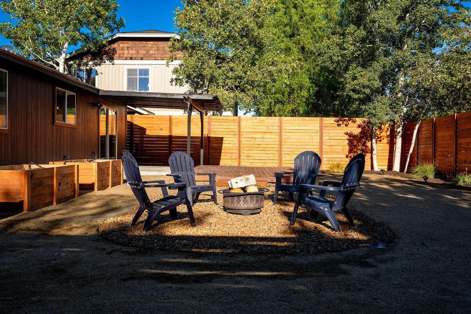 Photo of 760 NE Oak Place 10 of 39