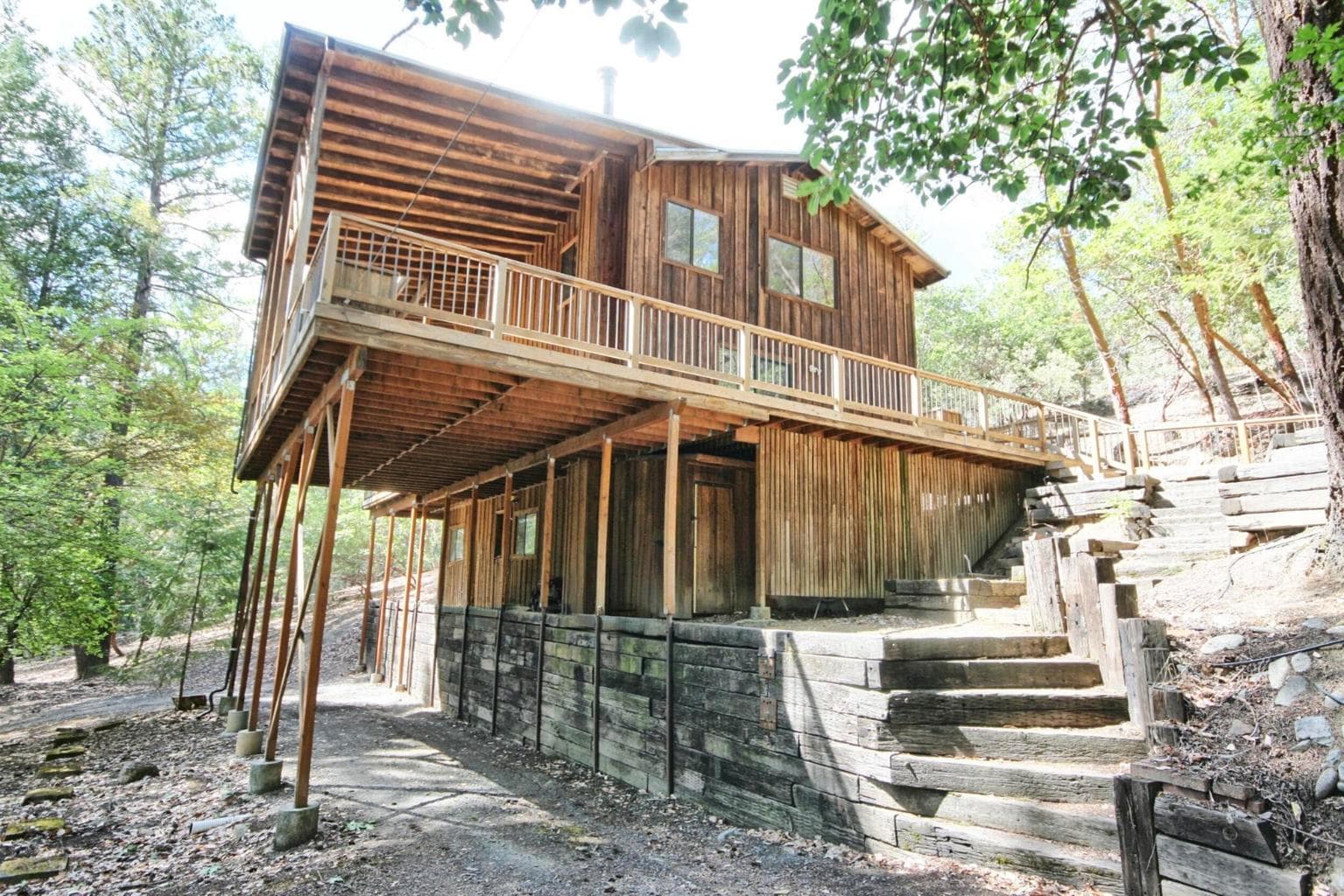 Photo of 939 Beaver Creek 4 of 53