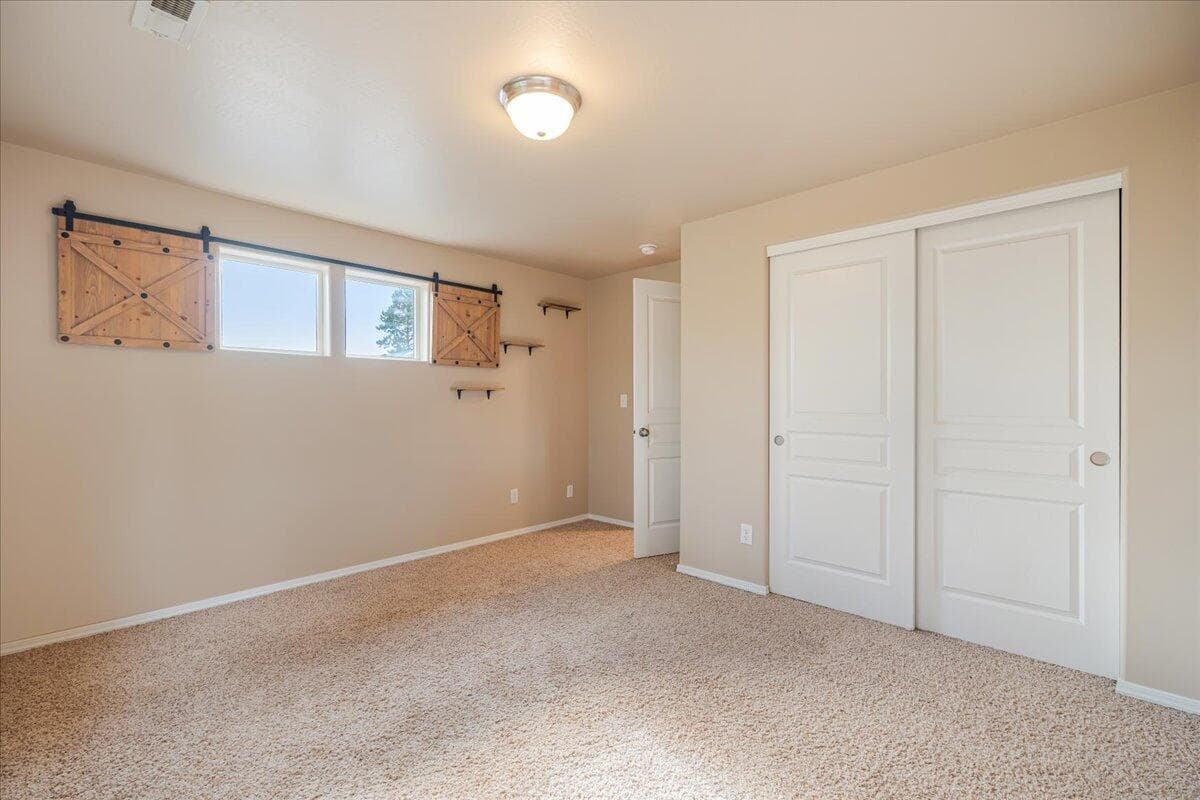 Guest Room 1