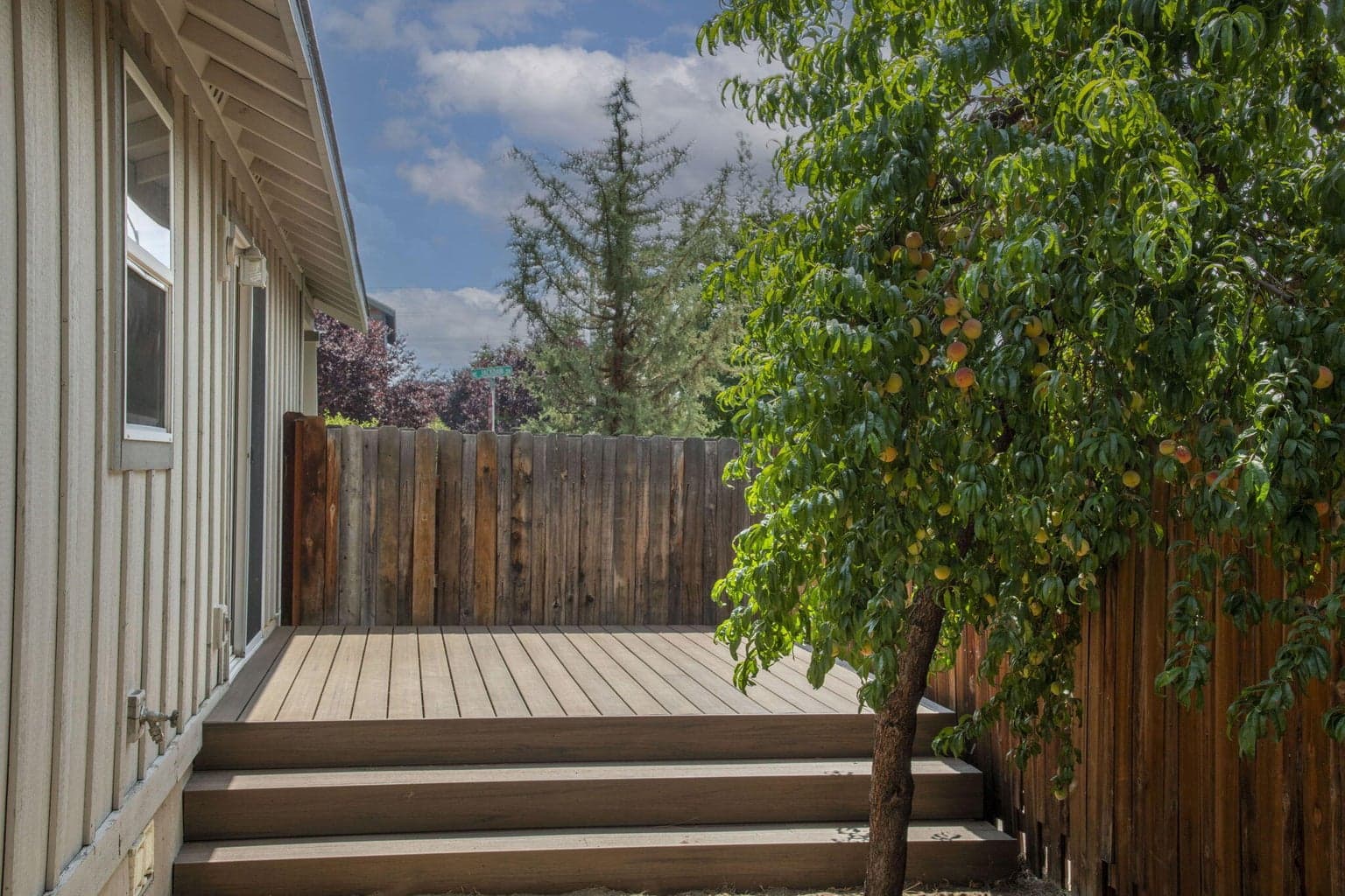 Photo of 2870 NE Jackdaw Drive 17 of 19