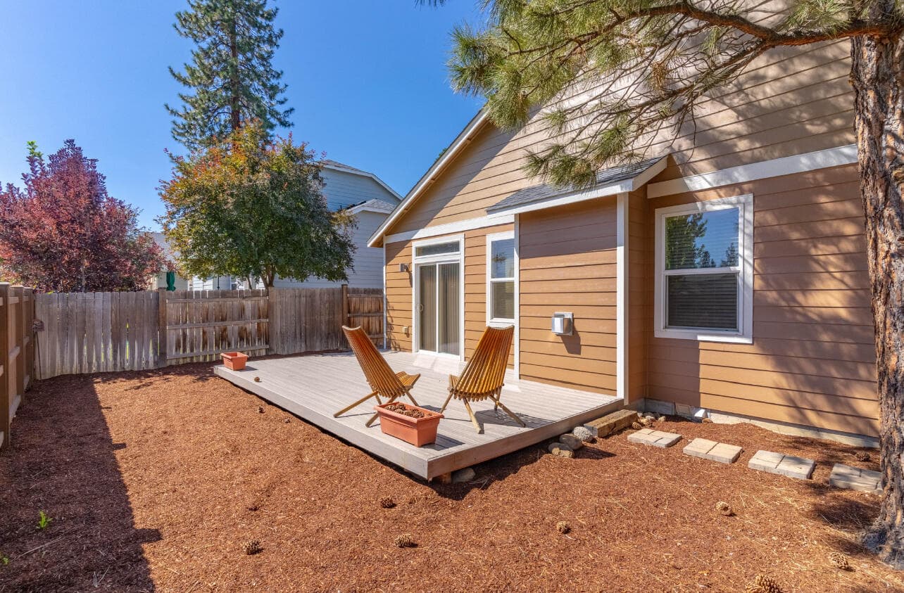 Photo of 1609 W Carson Avenue 19 of 22